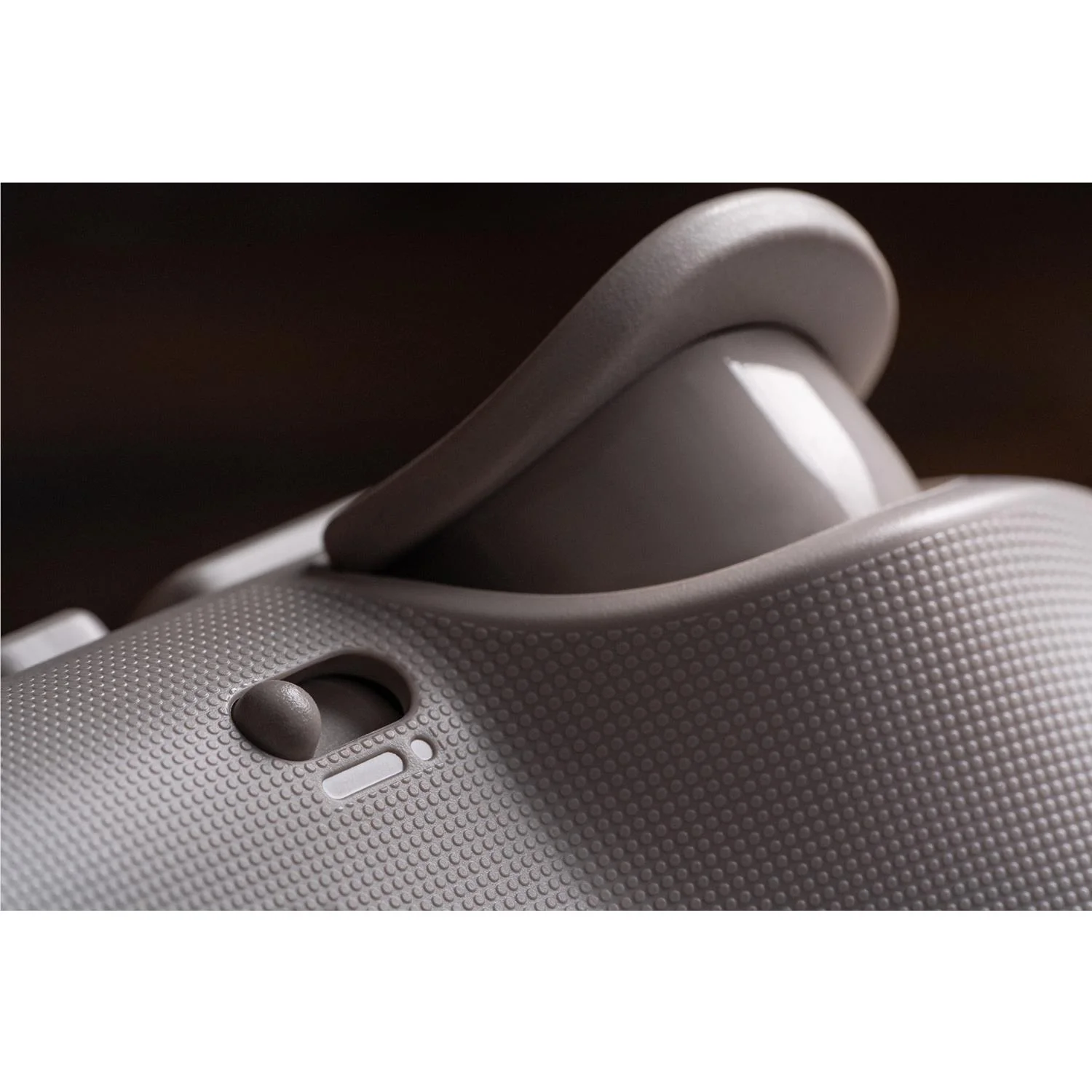 8BitDo Pro 3 Bluetooth Gamepad (G Classic Edition) - Image 5