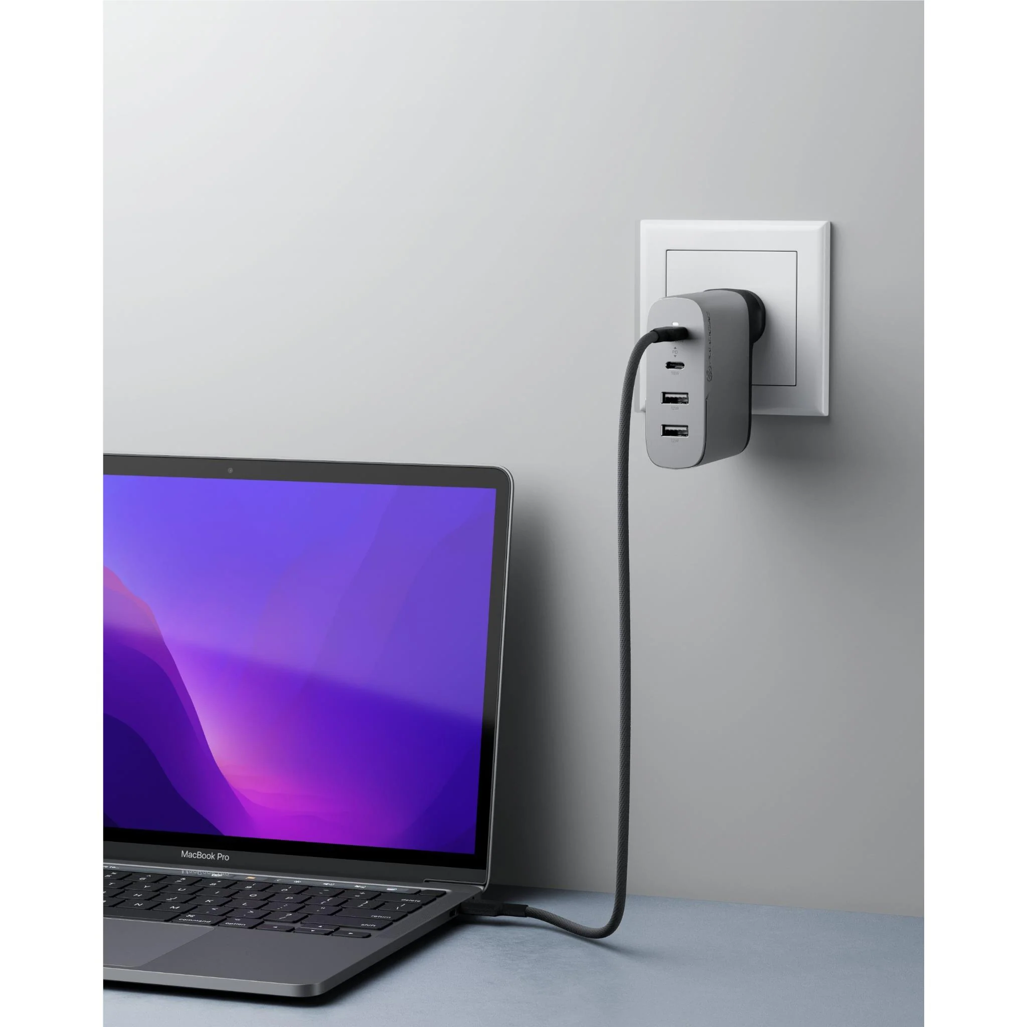 ALOGIC Rapid Power 4 Port 100W GaN Charger (Space Grey) - Image 3