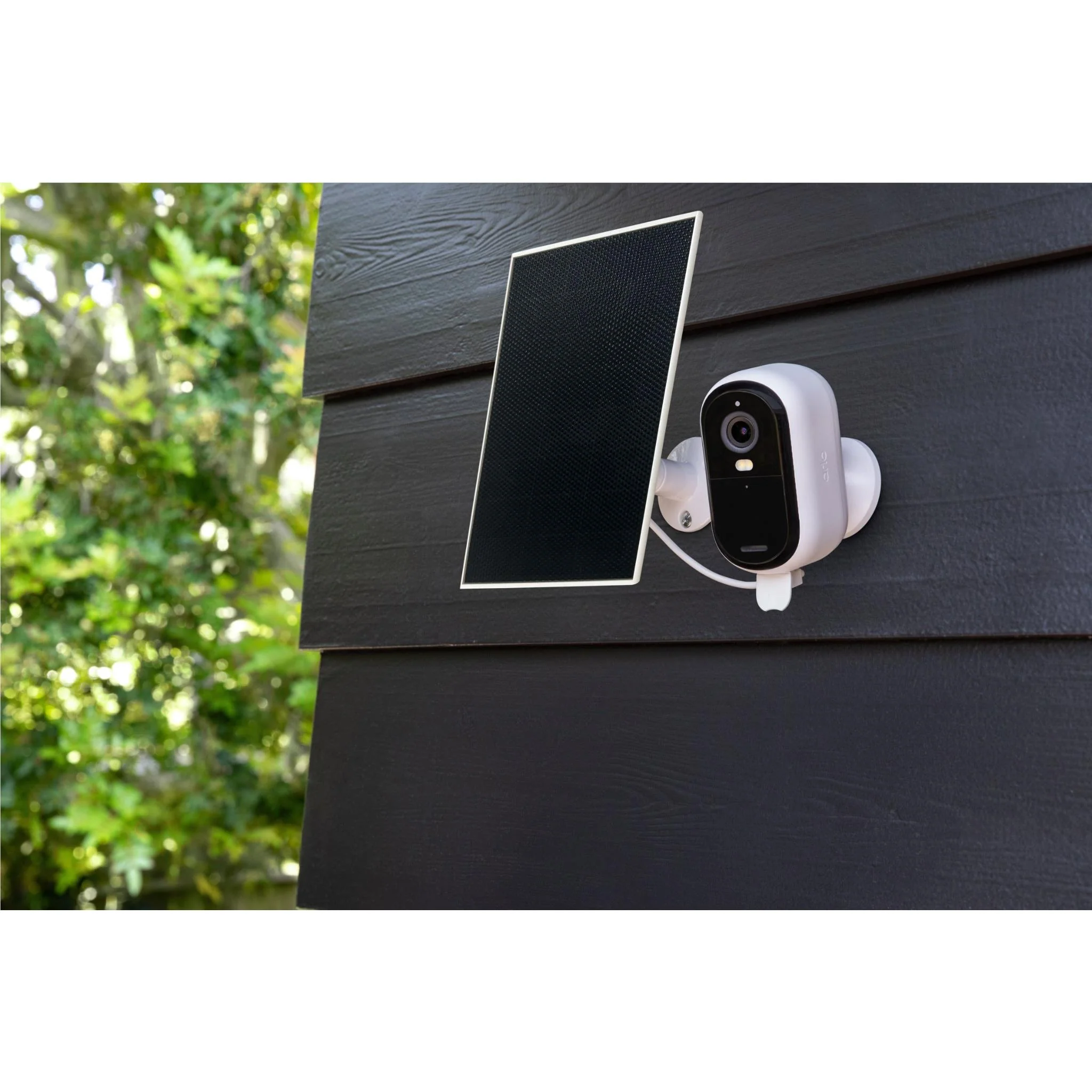 Arlo Solar Panel Charger - Image 5