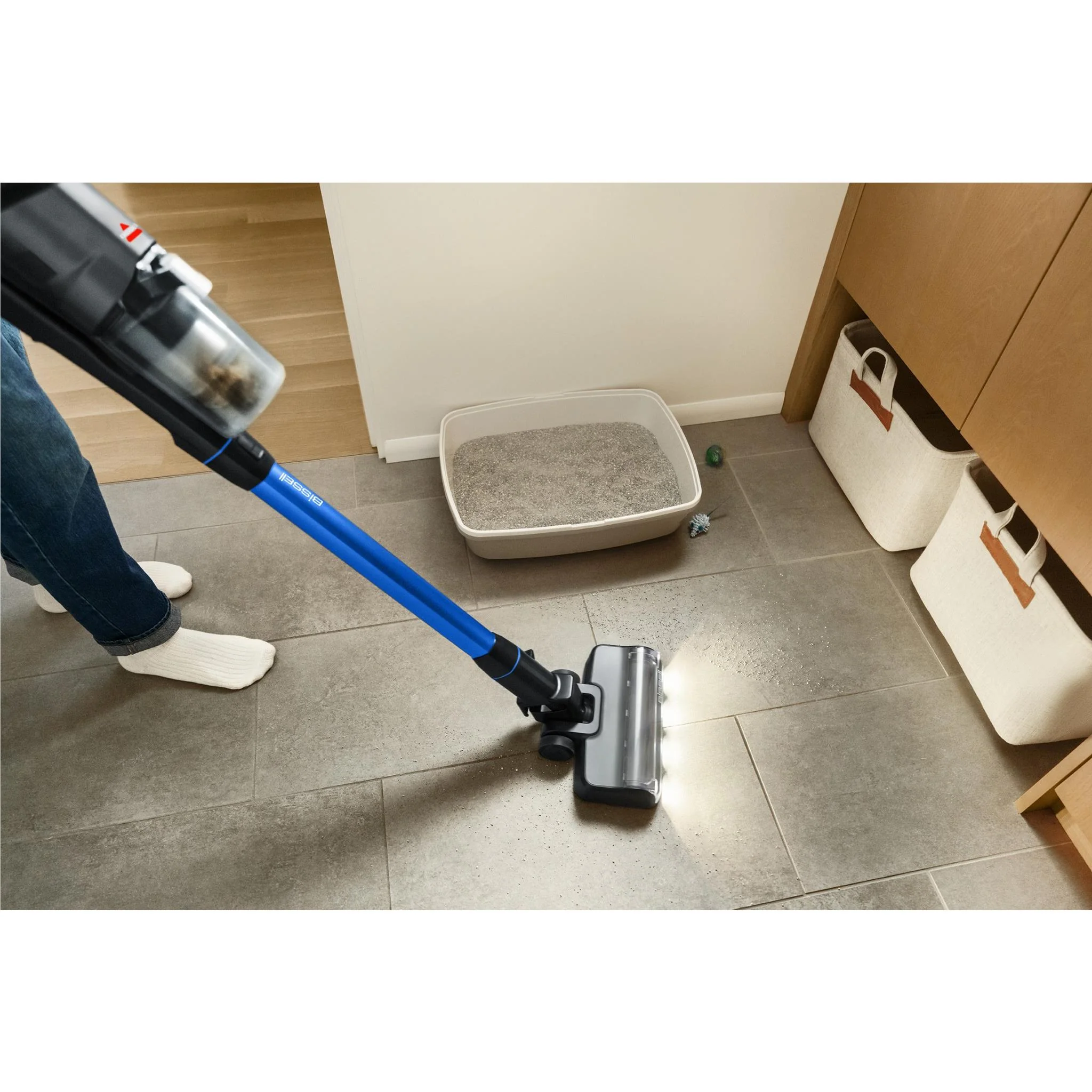 Bissell PowerClean FurFinder Stick Vac - Image 4