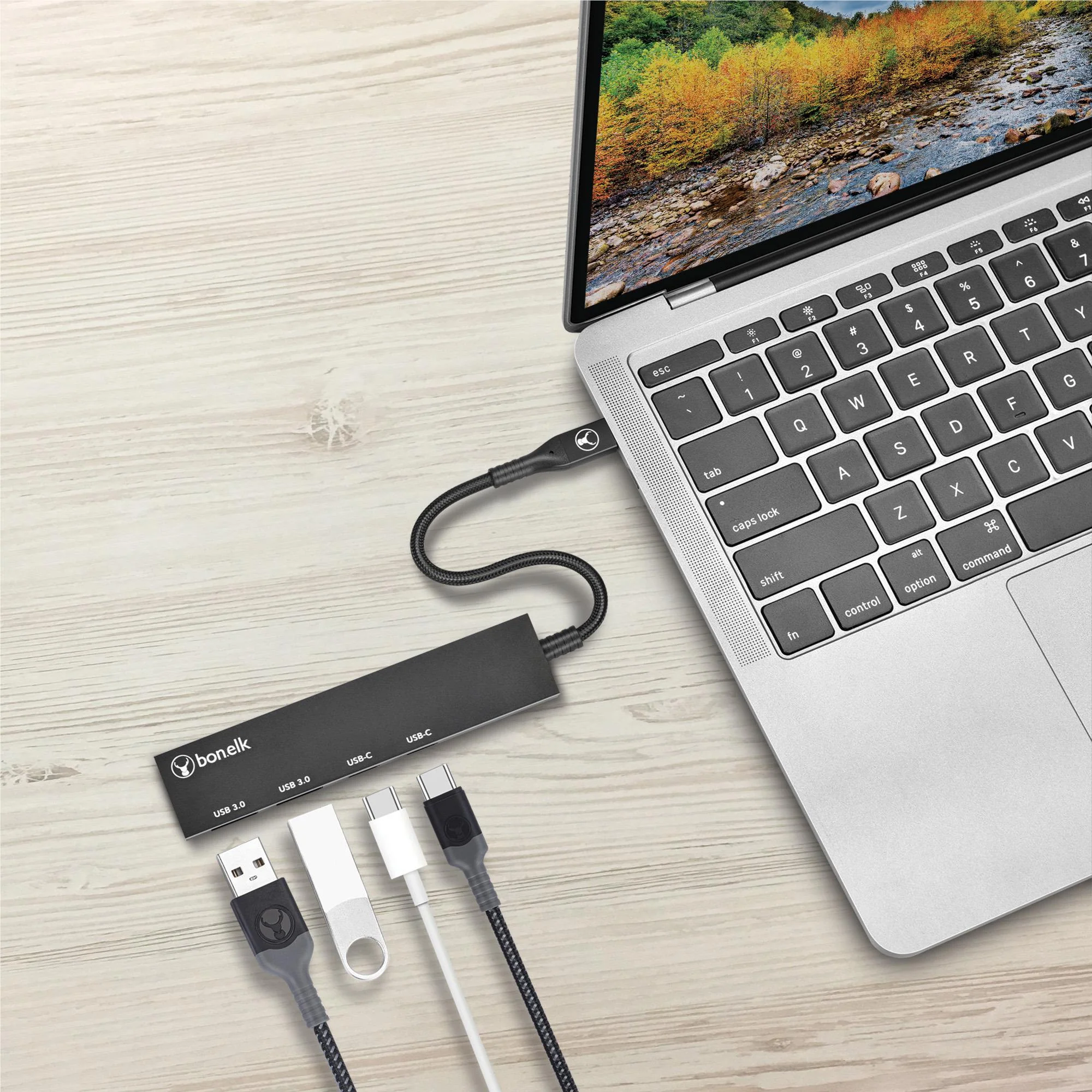 Bonelk Long-Life USB-C 4 in 1 Multiport Slim Hub (Black) - Image 5