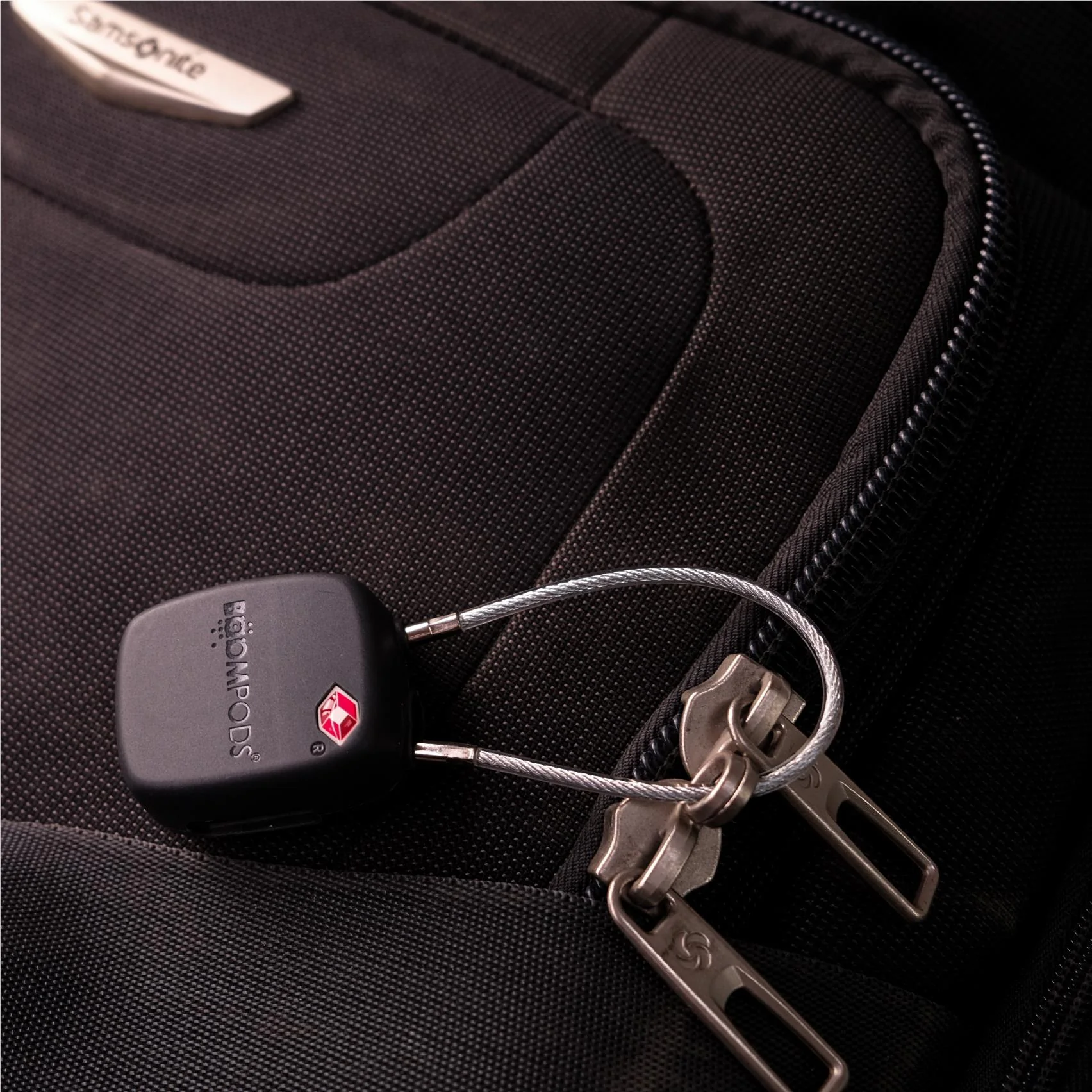 Boompods Universal Rechargable Tracker Lock (Grey) - Image 4