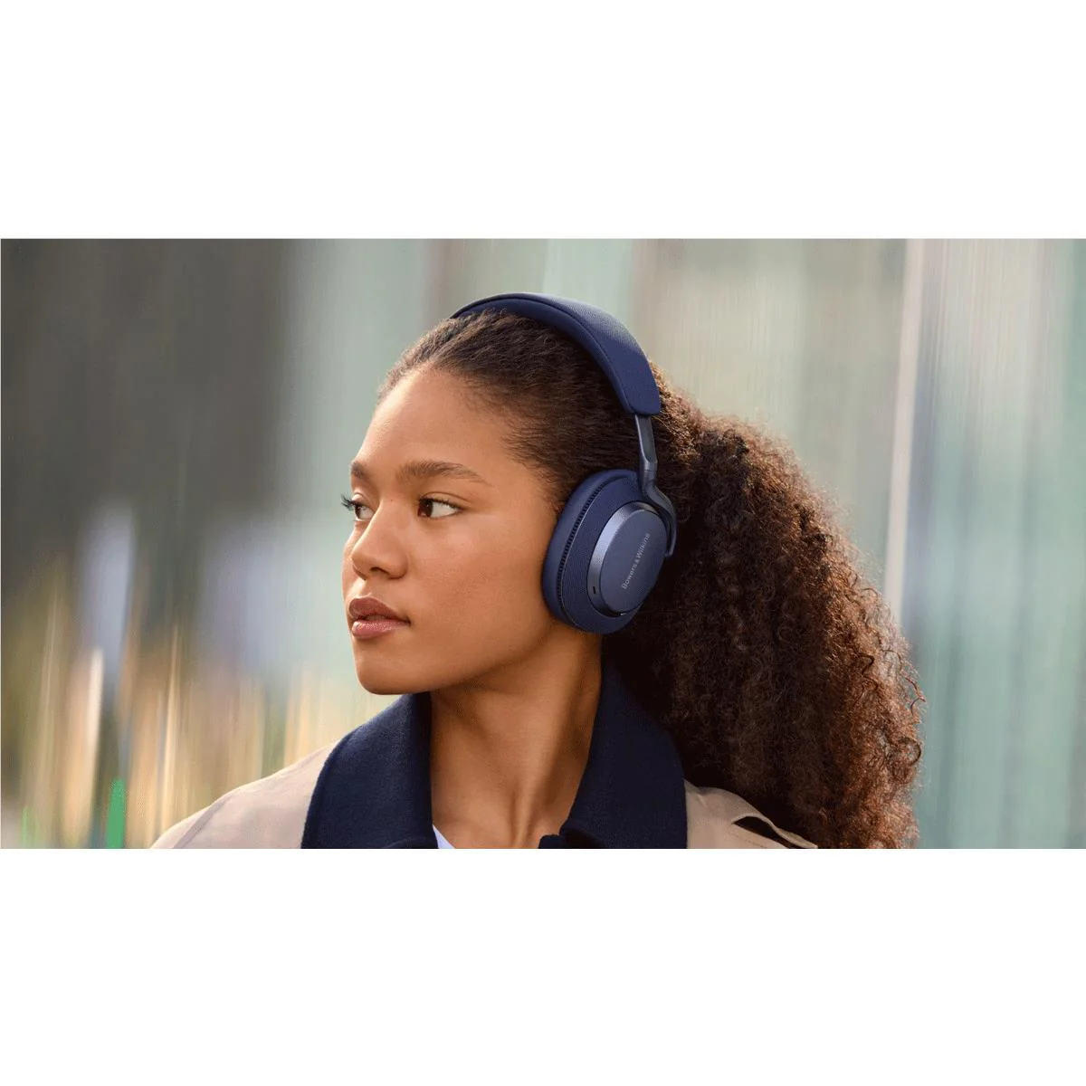 Bowers & Wilkins PX7 S3 Noise-Cancelling Over-Ear Headphones (Indigo Blue) - Image 8