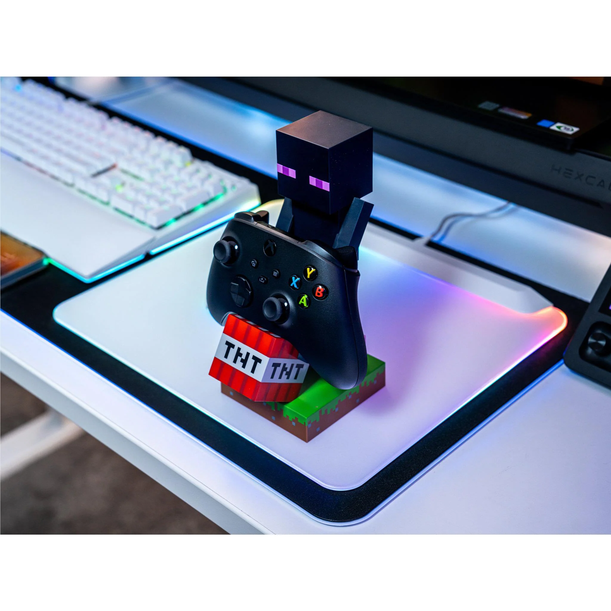 Cable Guys Controller/Phone Holder (Minecraft - Enderman) - Image 10