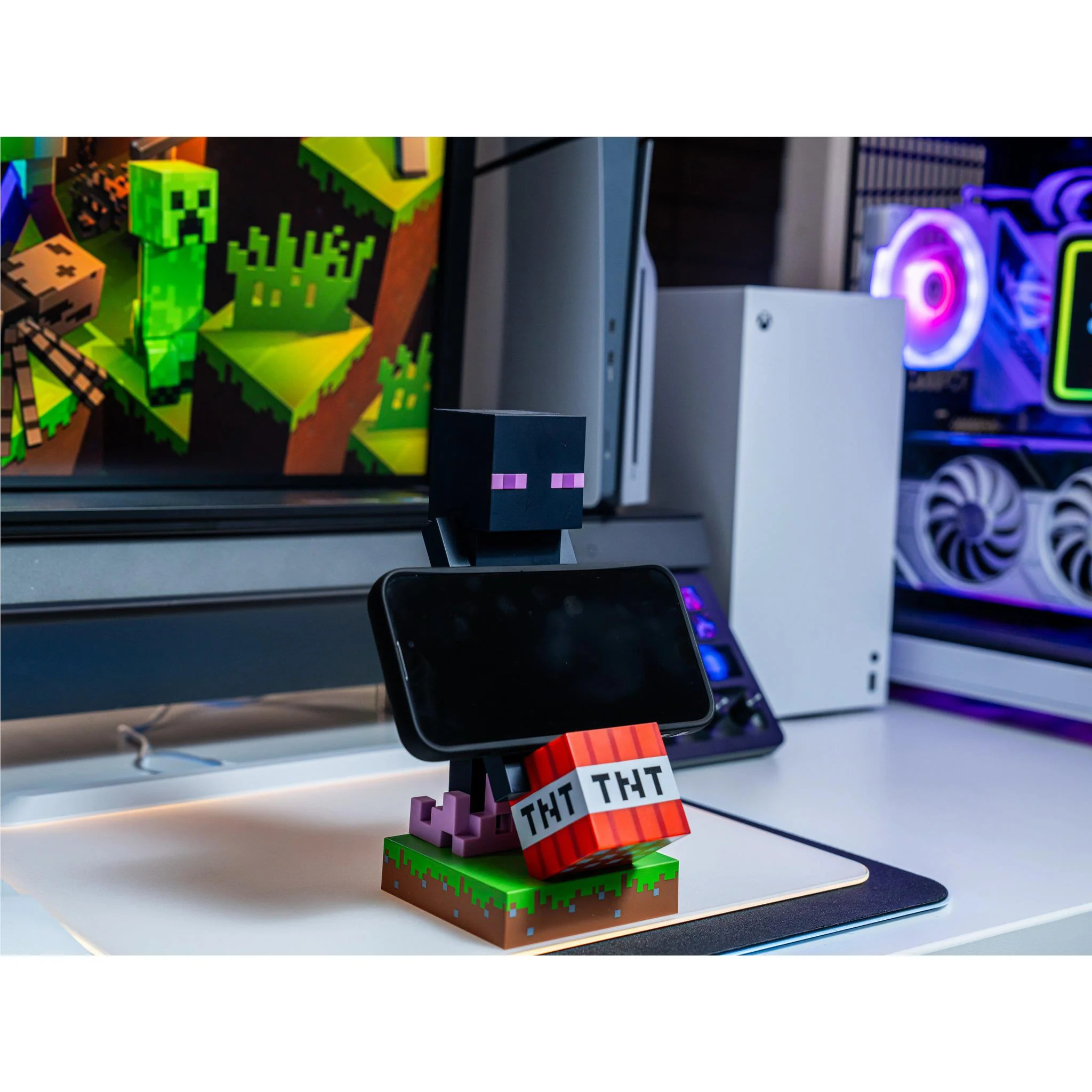 Cable Guys Controller/Phone Holder (Minecraft - Enderman) - Image 11