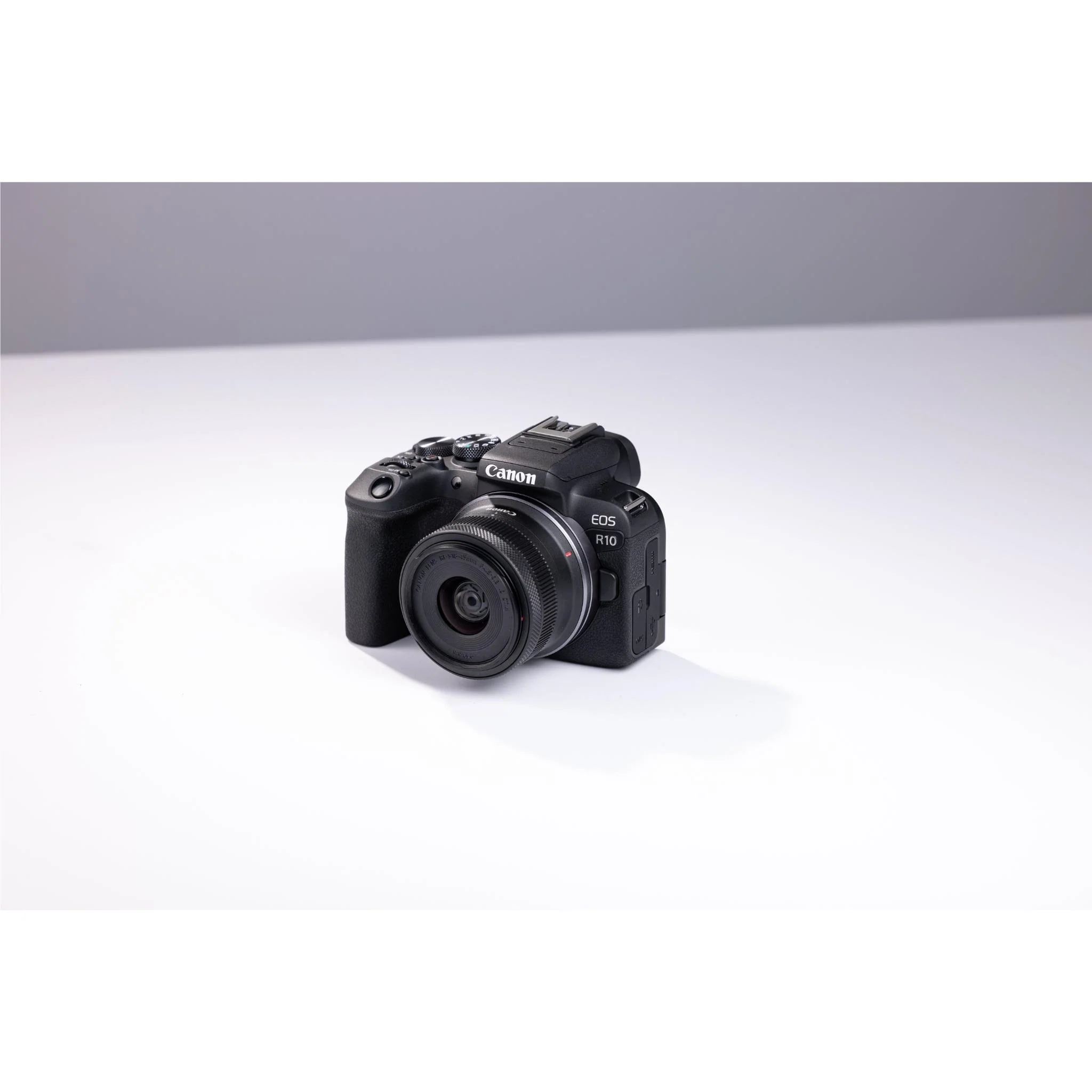 Canon EOS R10 Mirrorless Camera with RFS 18-45STM Lens - Image 8