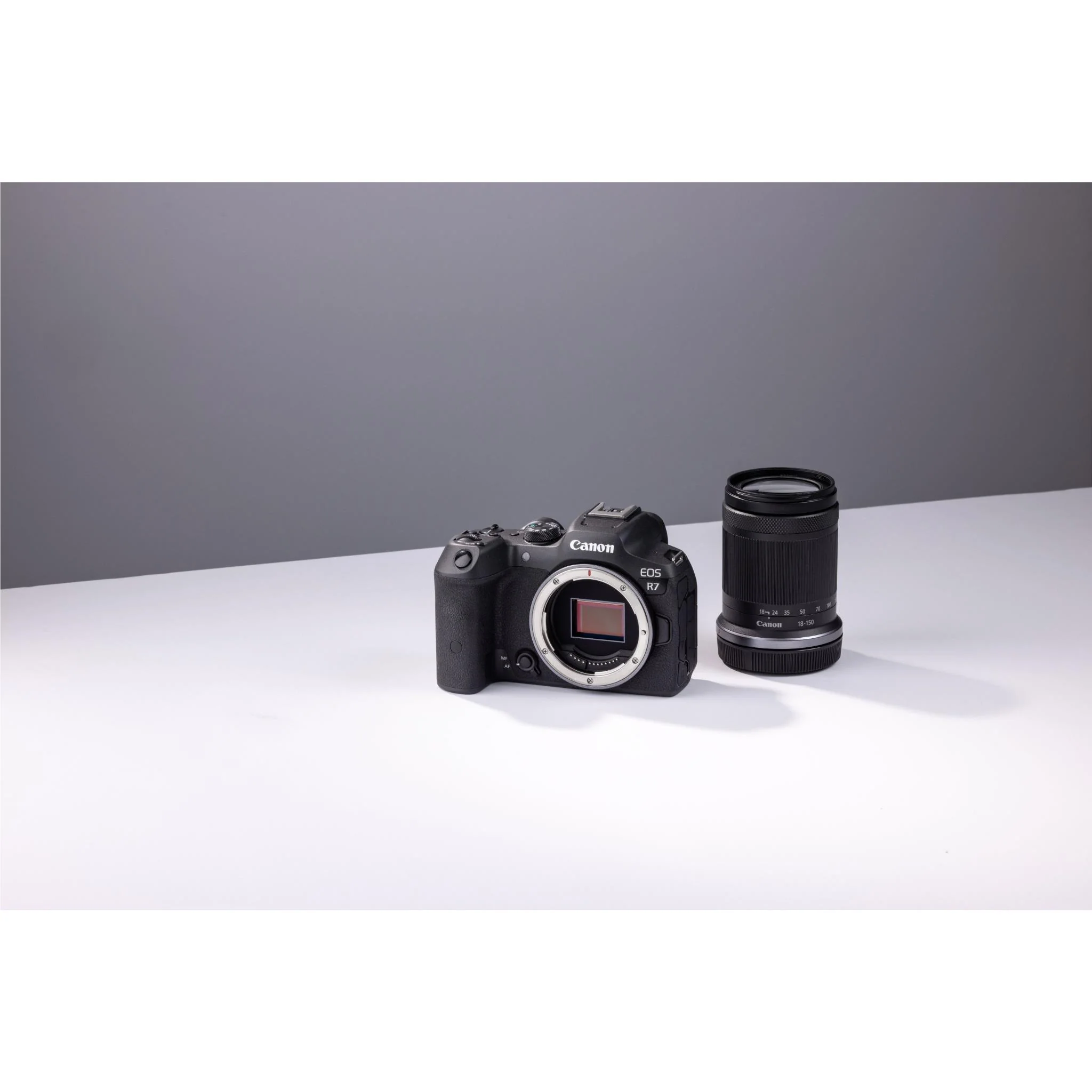 Canon EOS R7 Mirrorless Camera with RFS 18-150STM Lens - Image 6