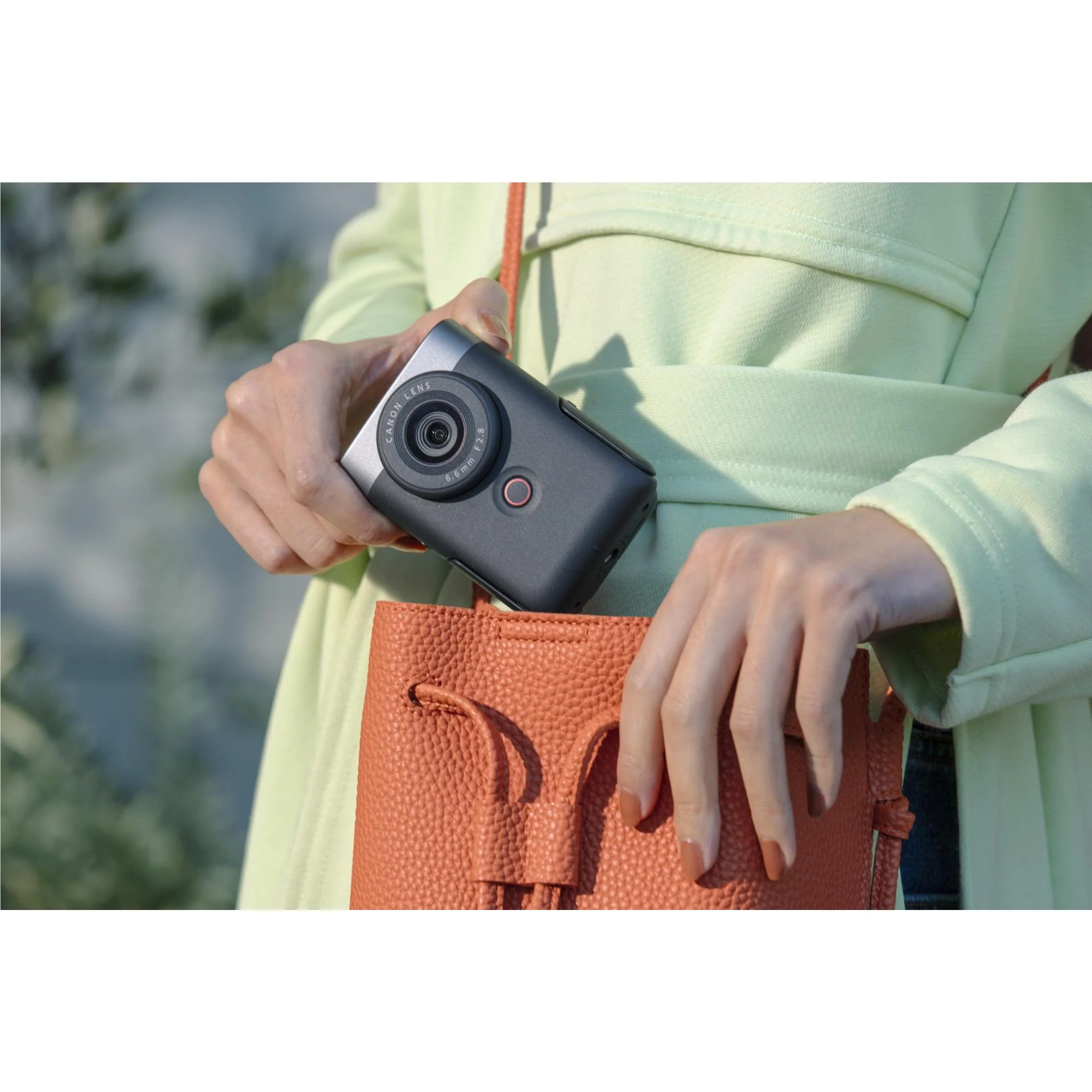 Canon PowerShot V10 - Image 16