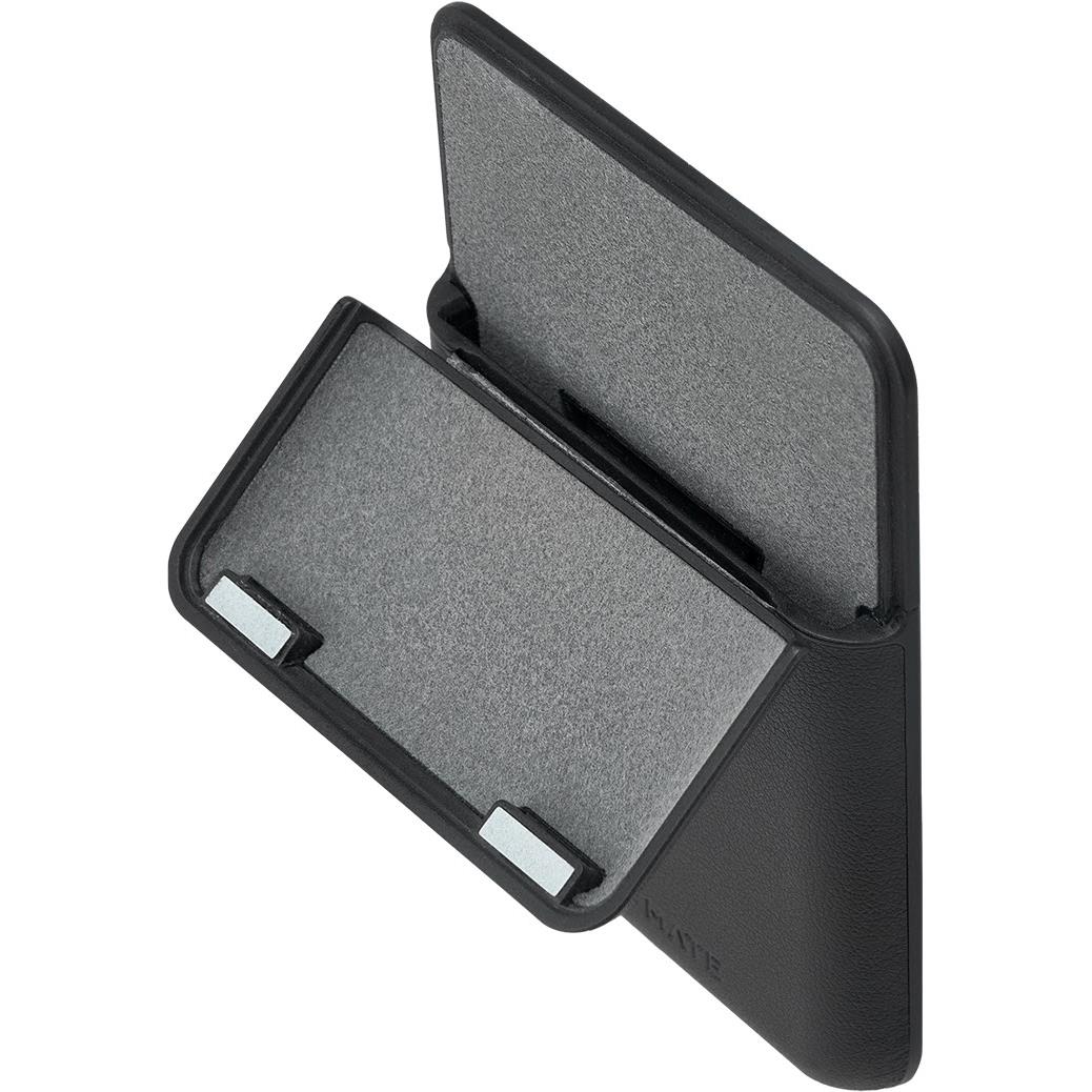 Case-Mate Magnetic Leather Flip Wallet for iPhone with MagSafe - Image 5