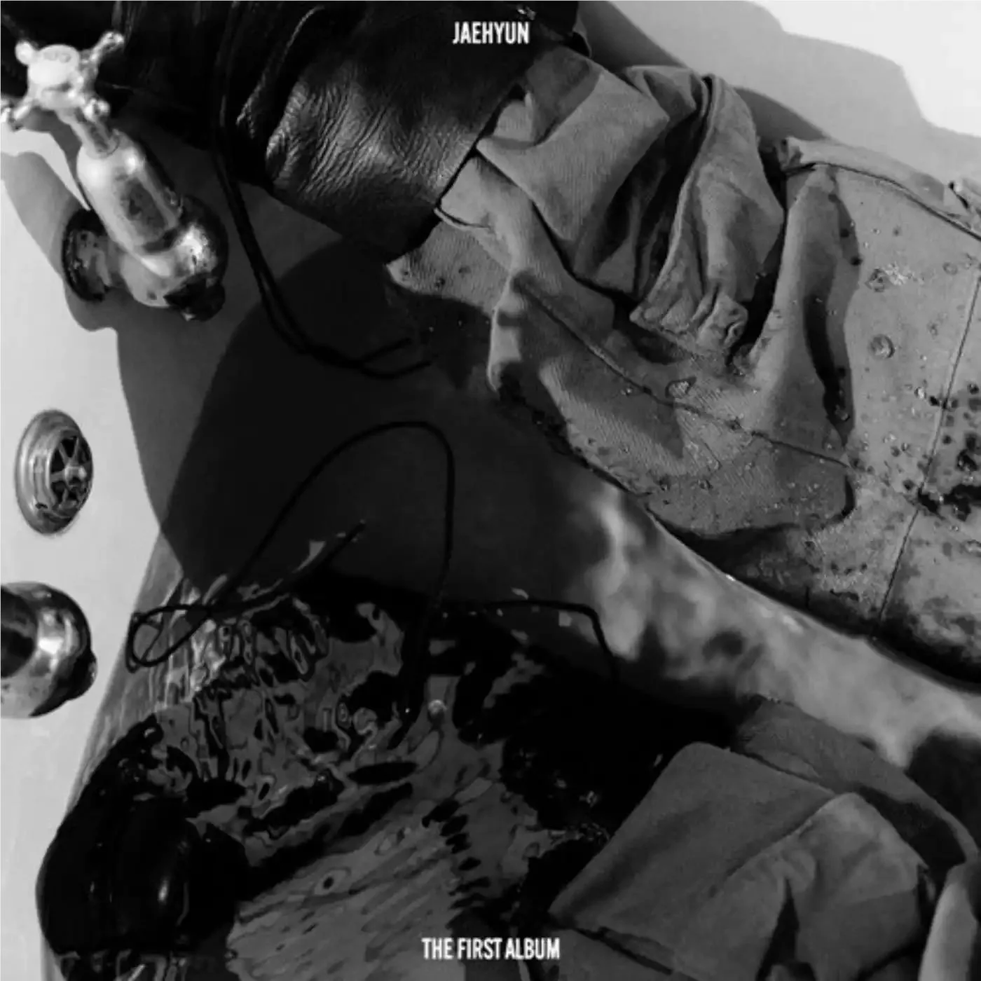The 1st Album ‘J’ Money Clip Version