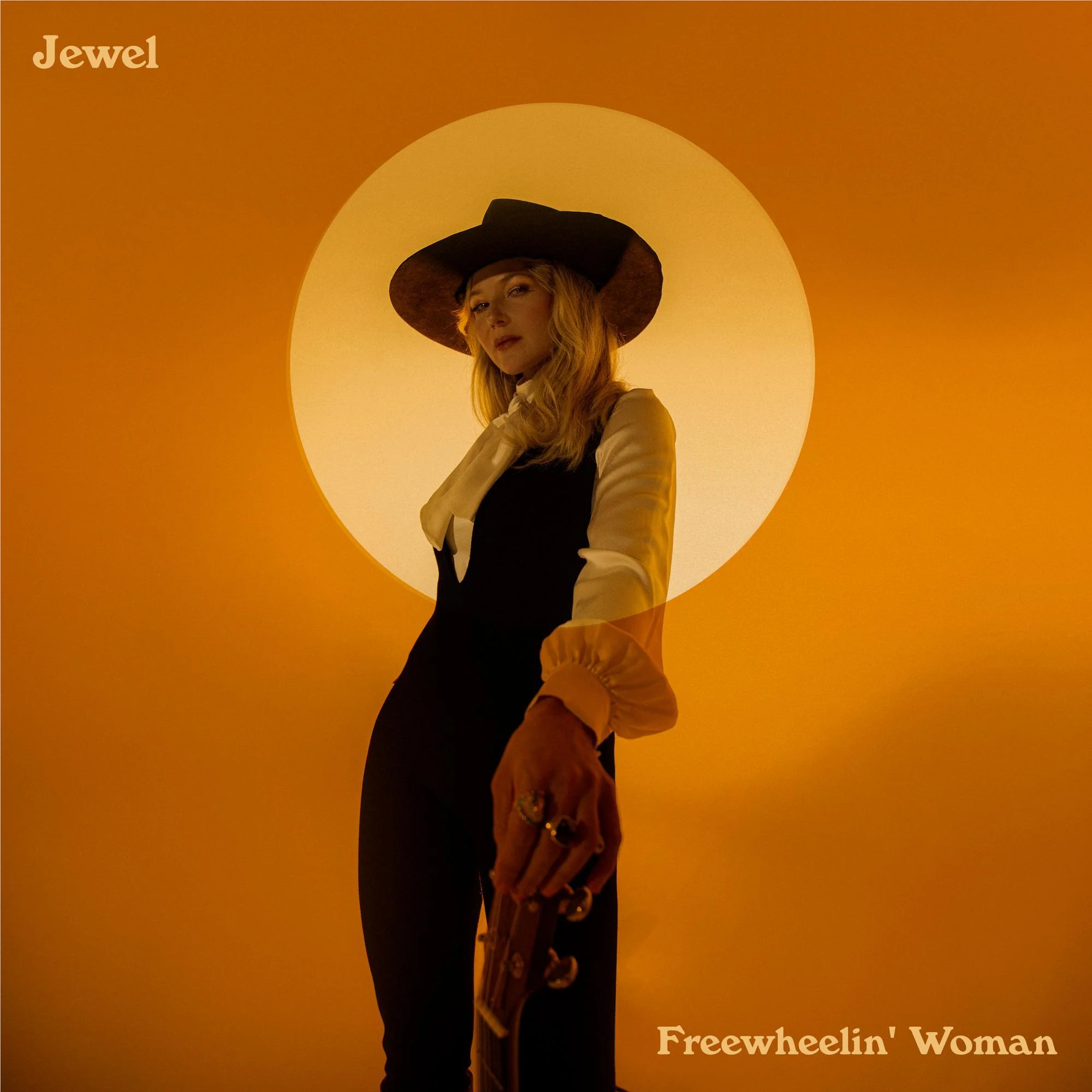 Free Wheelin' Woman - Image 2