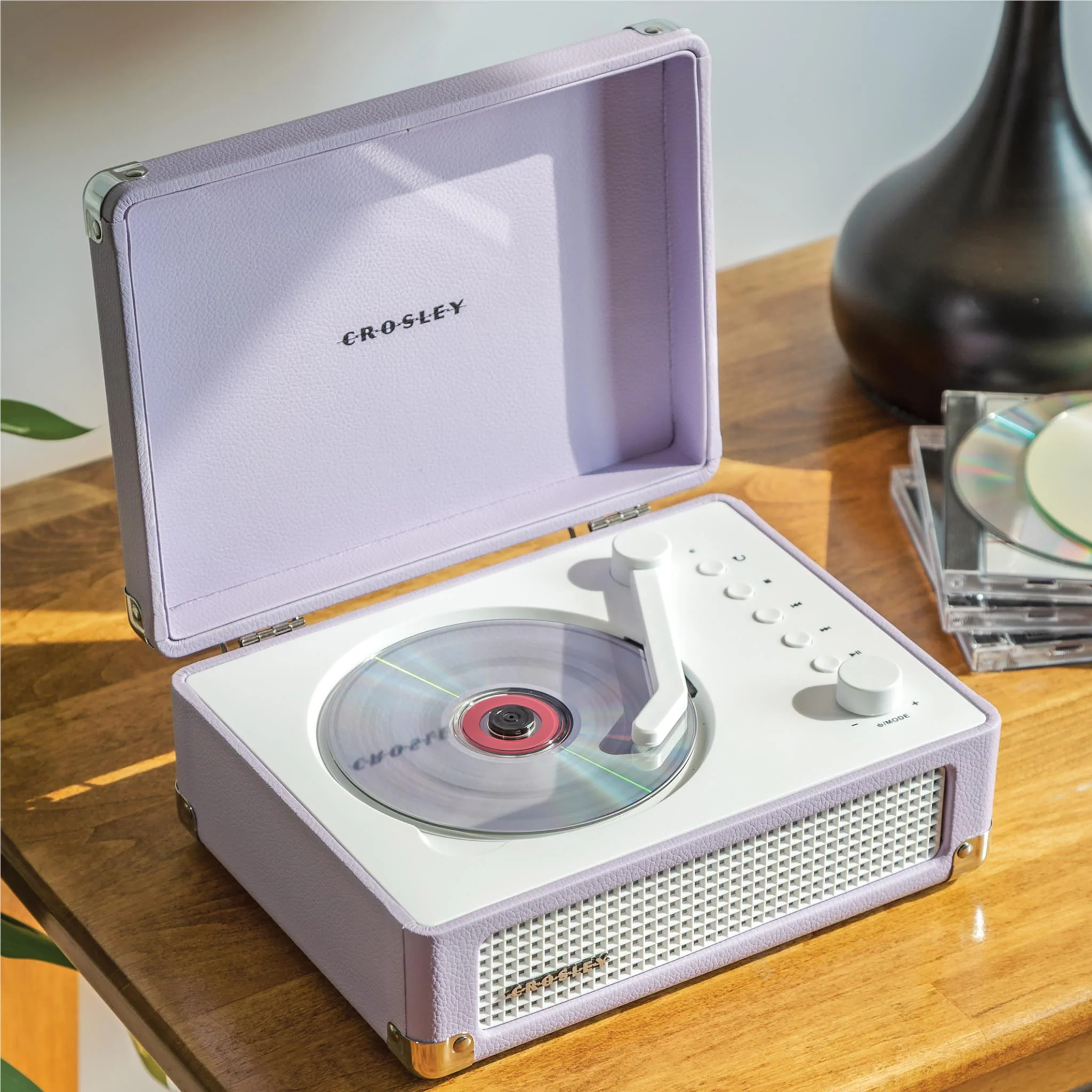 Crosley Cruiser Portable Retro CD Player (Lavender) - Image 13