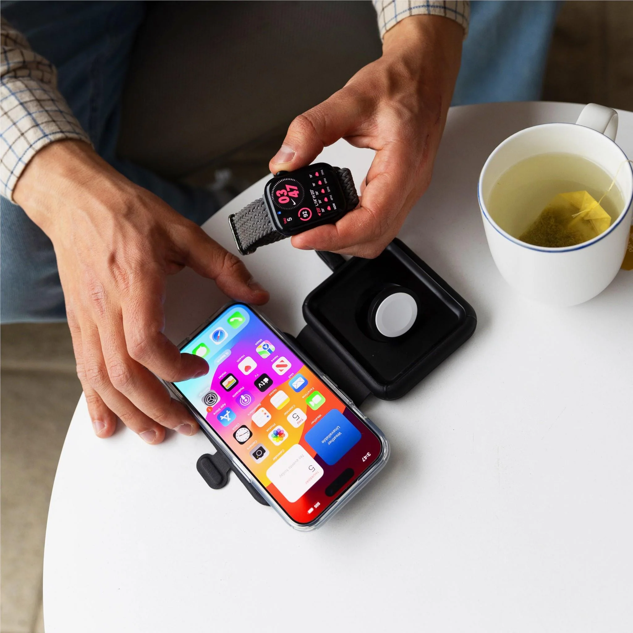 Cygnett Voyager MagTravel 2-in-1 Qi2 Wireless Charger - Image 5