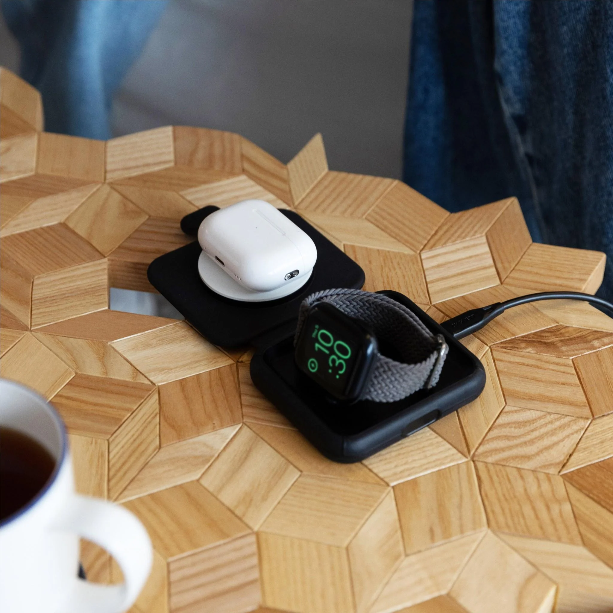 Cygnett Voyager MagTravel 2-in-1 Qi2 Wireless Charger - Image 7