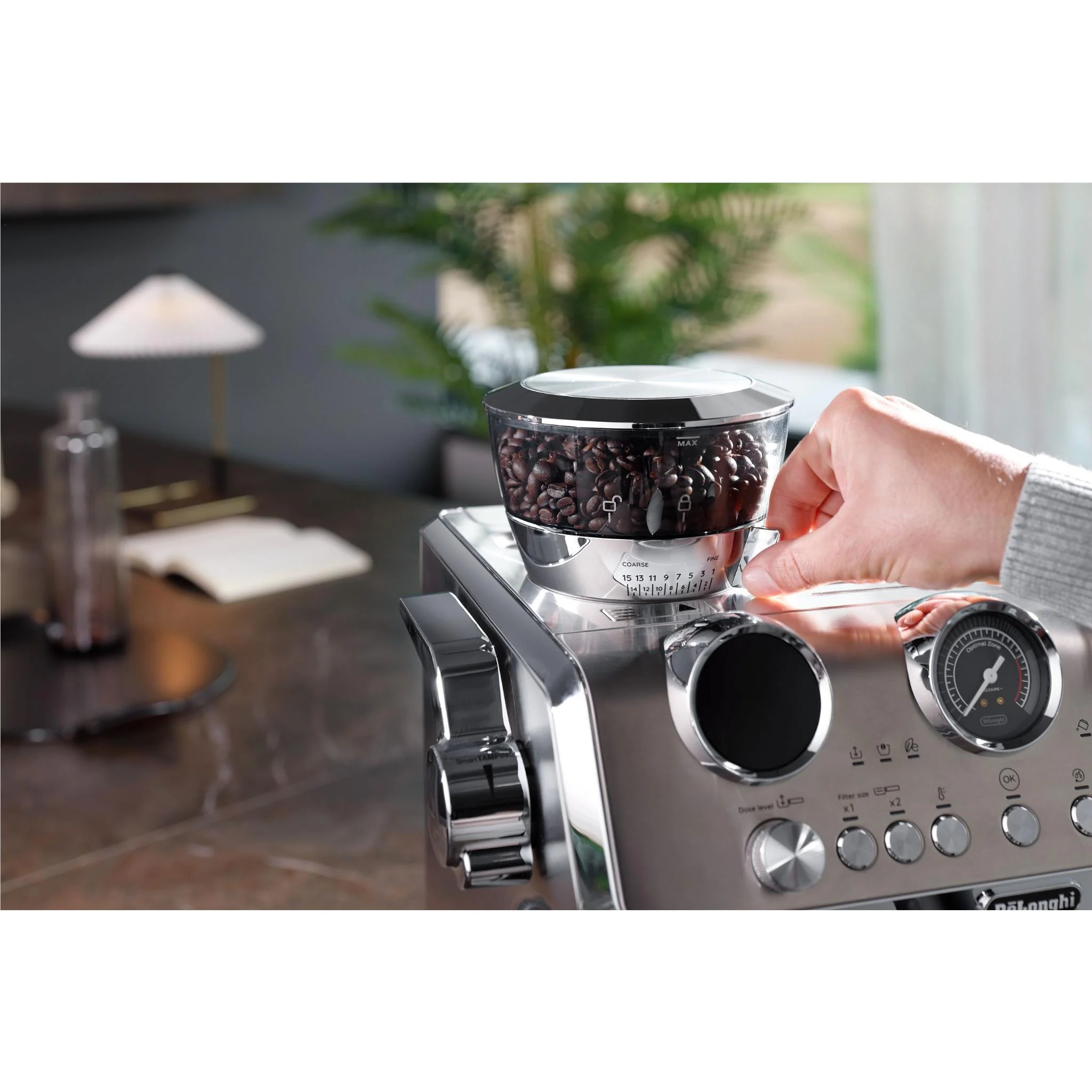 De'Longhi La Specialista Maestro Manual Coffee Machine - Image 2