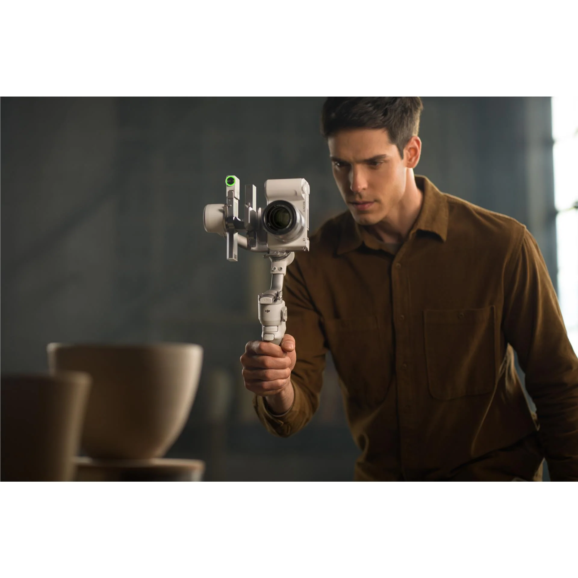 DJI RS 4 Mini Gimbal Combo - Image 8