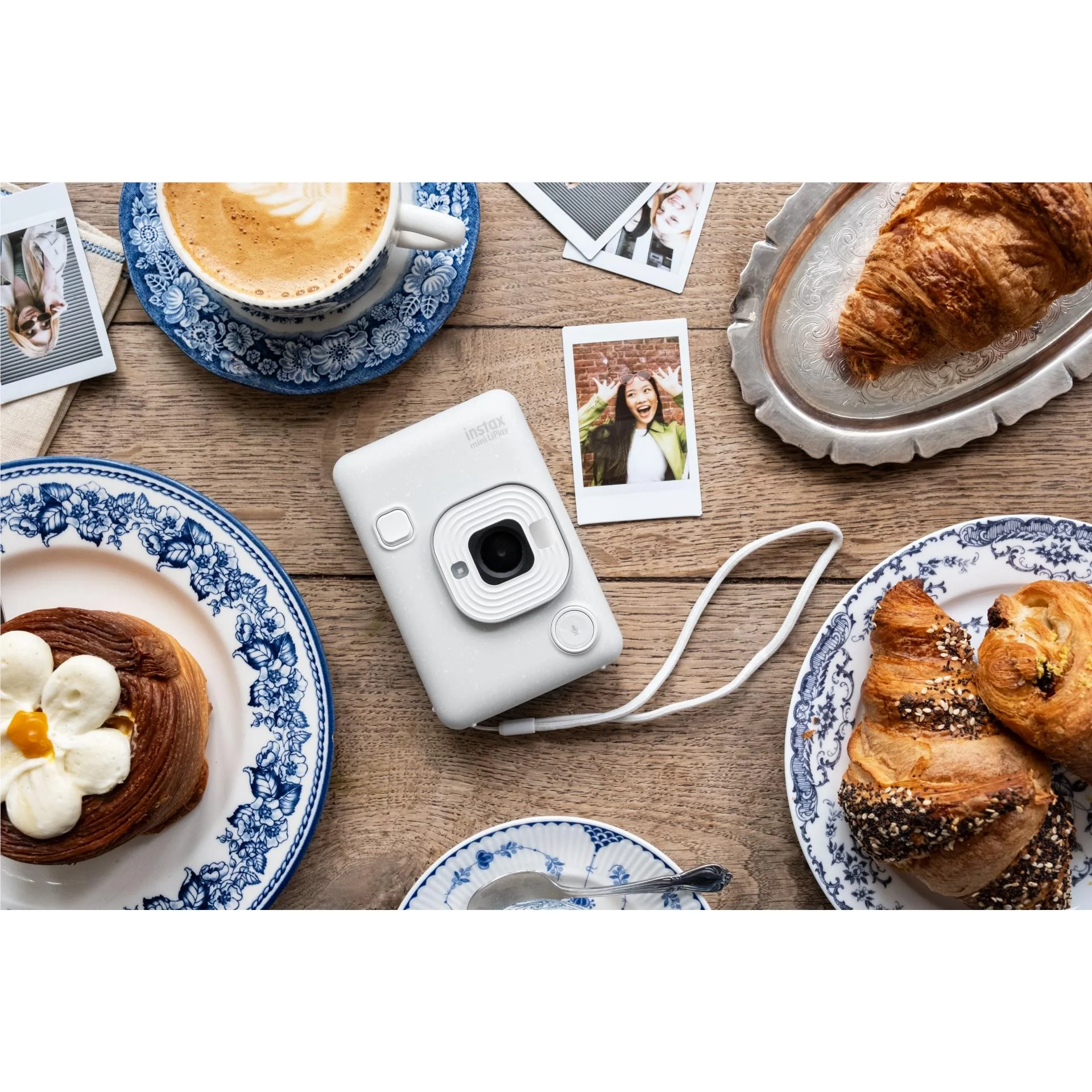 Fujifilm instax mini LiPlay C Instant Camera and Smartphone Printer (Misty White) - Image 13