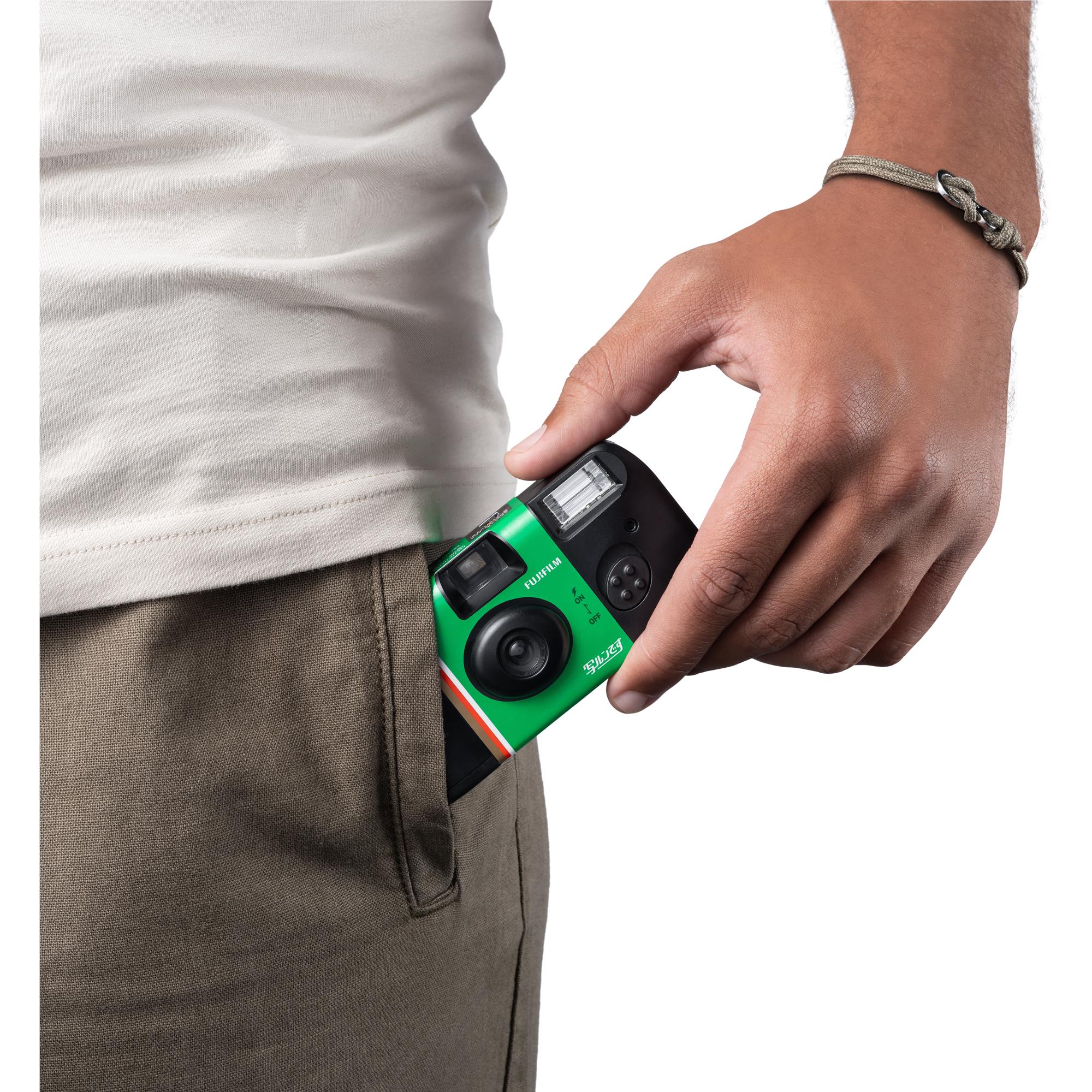 Fujifilm QuickSnap Flash 400 Disposable Camera - Image 4