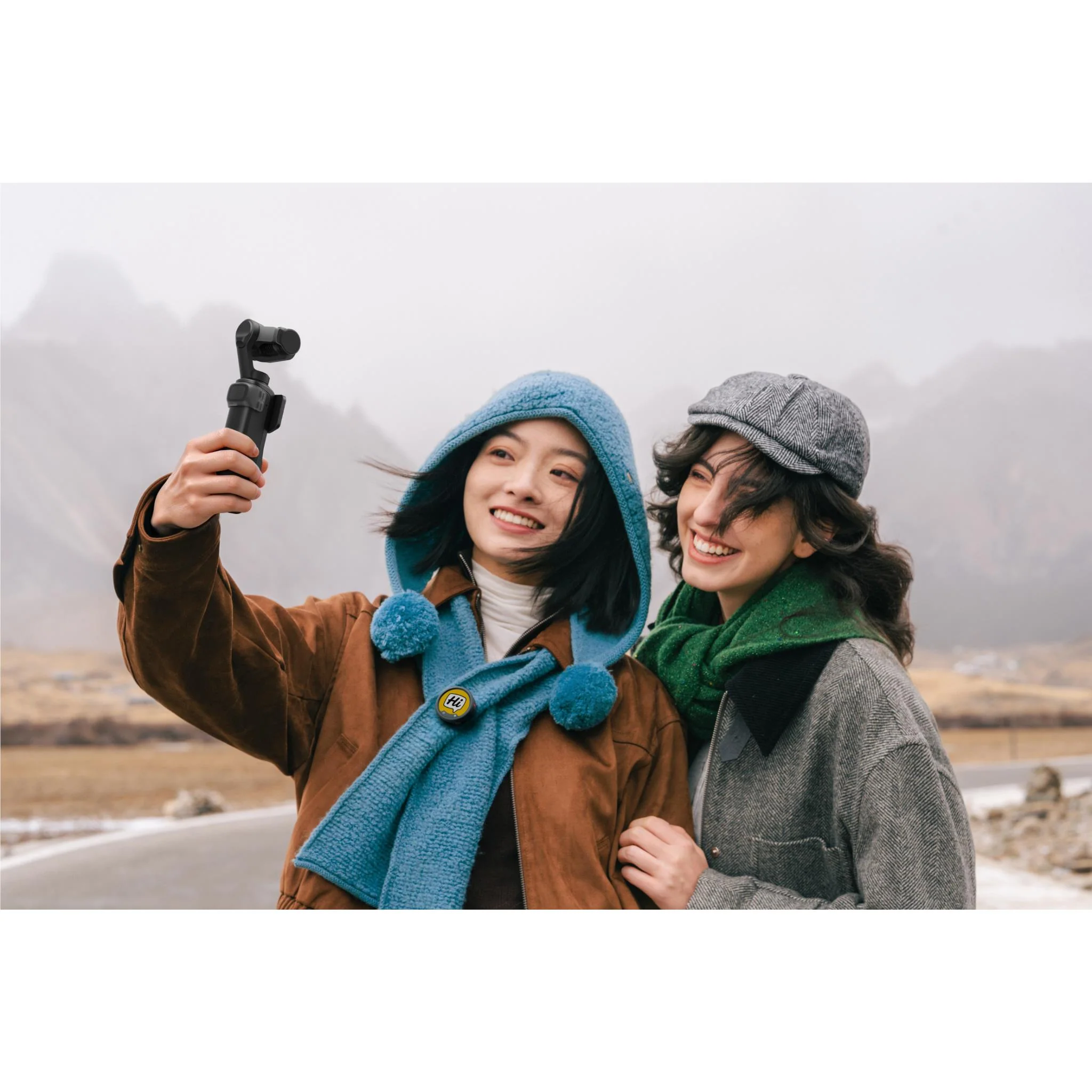 Insta360 Luna Ultra 8K Gimbal Camera Standard Bundle (Cosmic Black) - Image 6