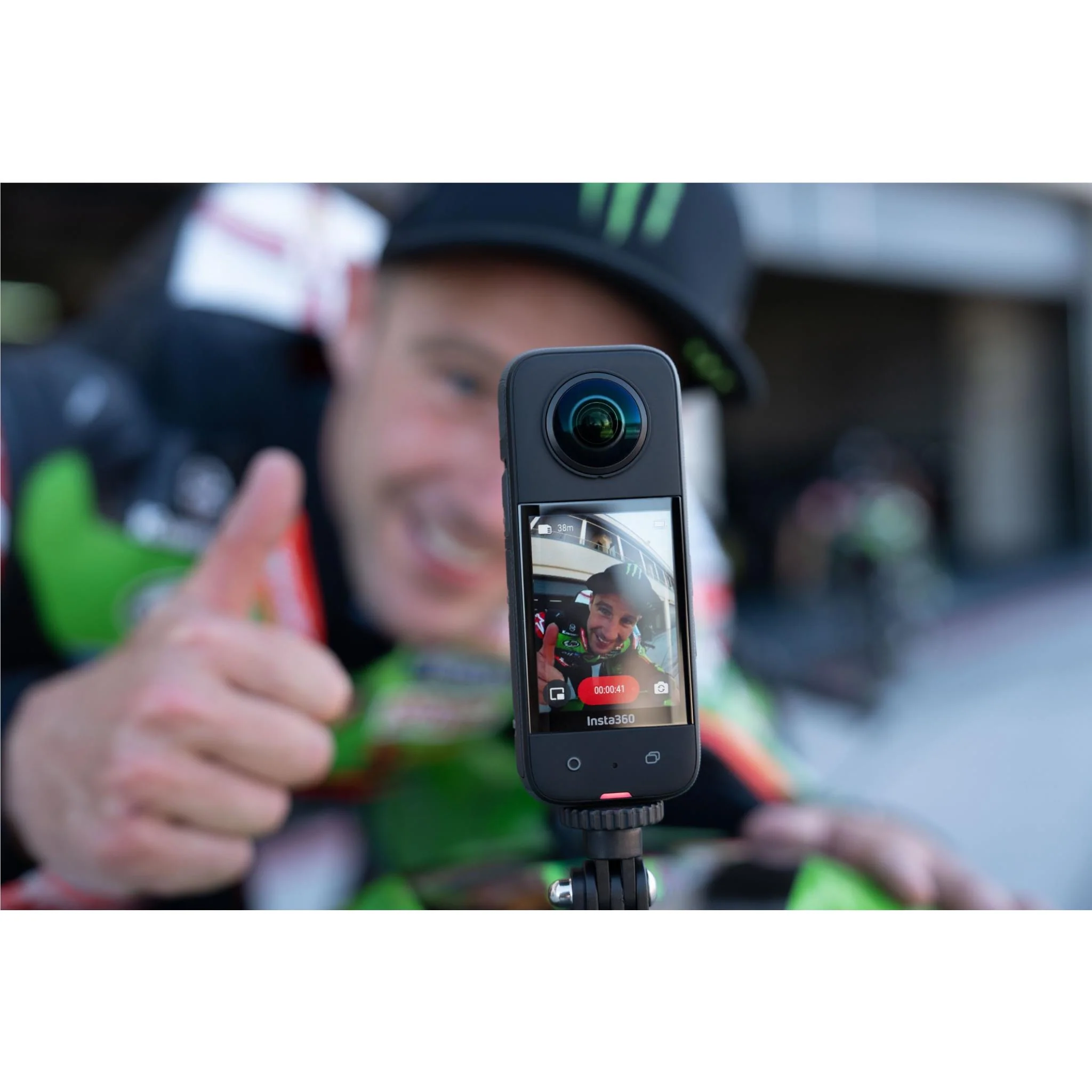 Insta360 X3 Action Camera - Image 2
