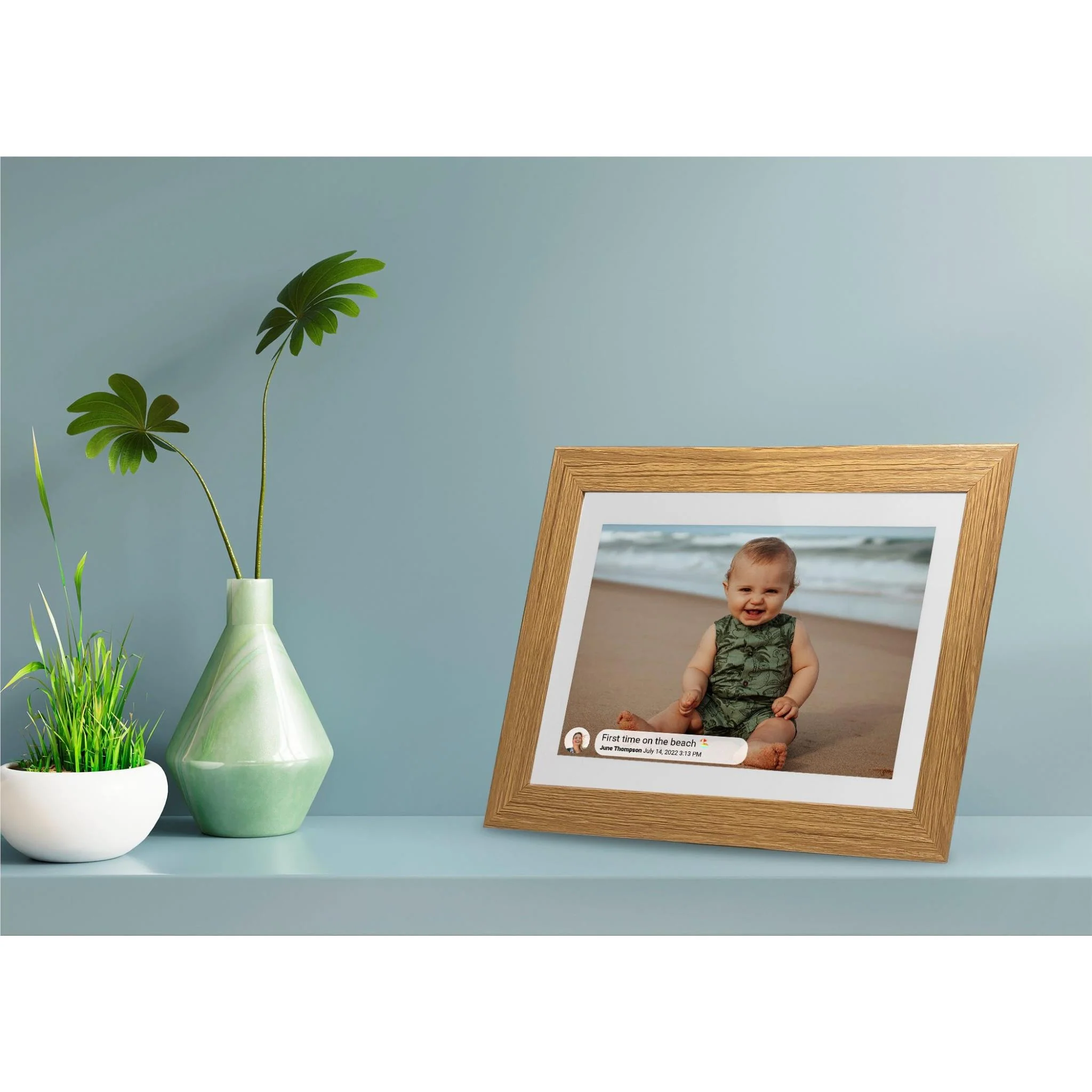 Jackson Frameo Smart Photo Frame 10.1" (White Oak) [16GB] - Image 3