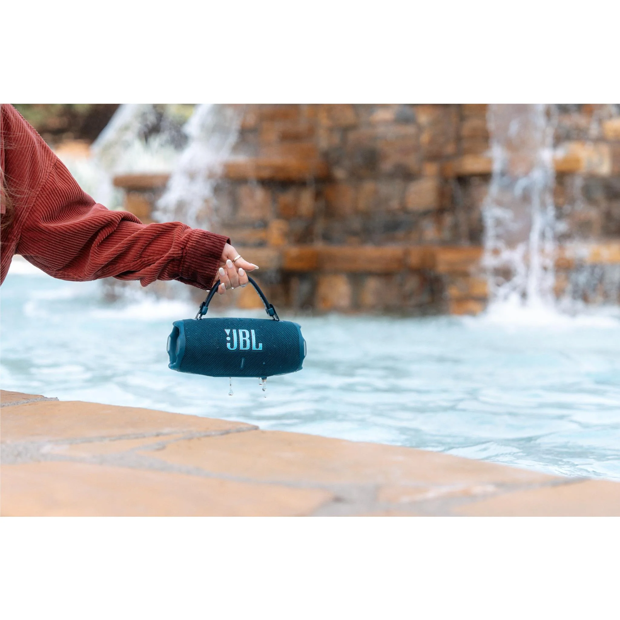 JBL Charge 6 Portable Bluetooth Speaker (Blue) - Image 12