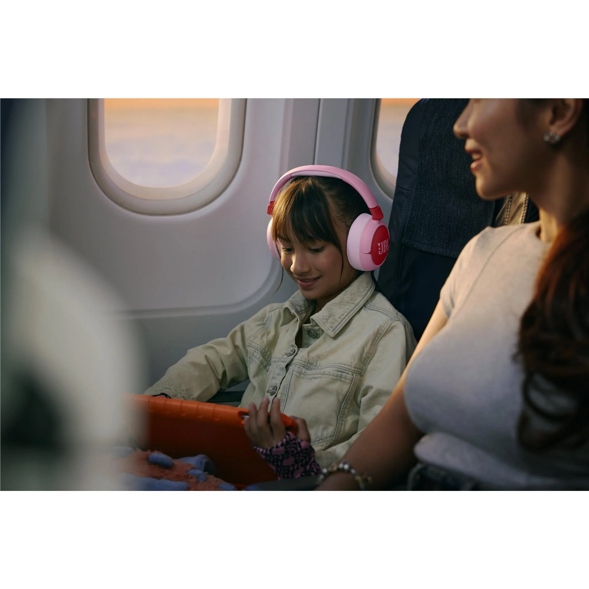 JBL JR470NC Wireless Noise Cancelling Kids Over-Ear Headphones (Pink) - Image 7