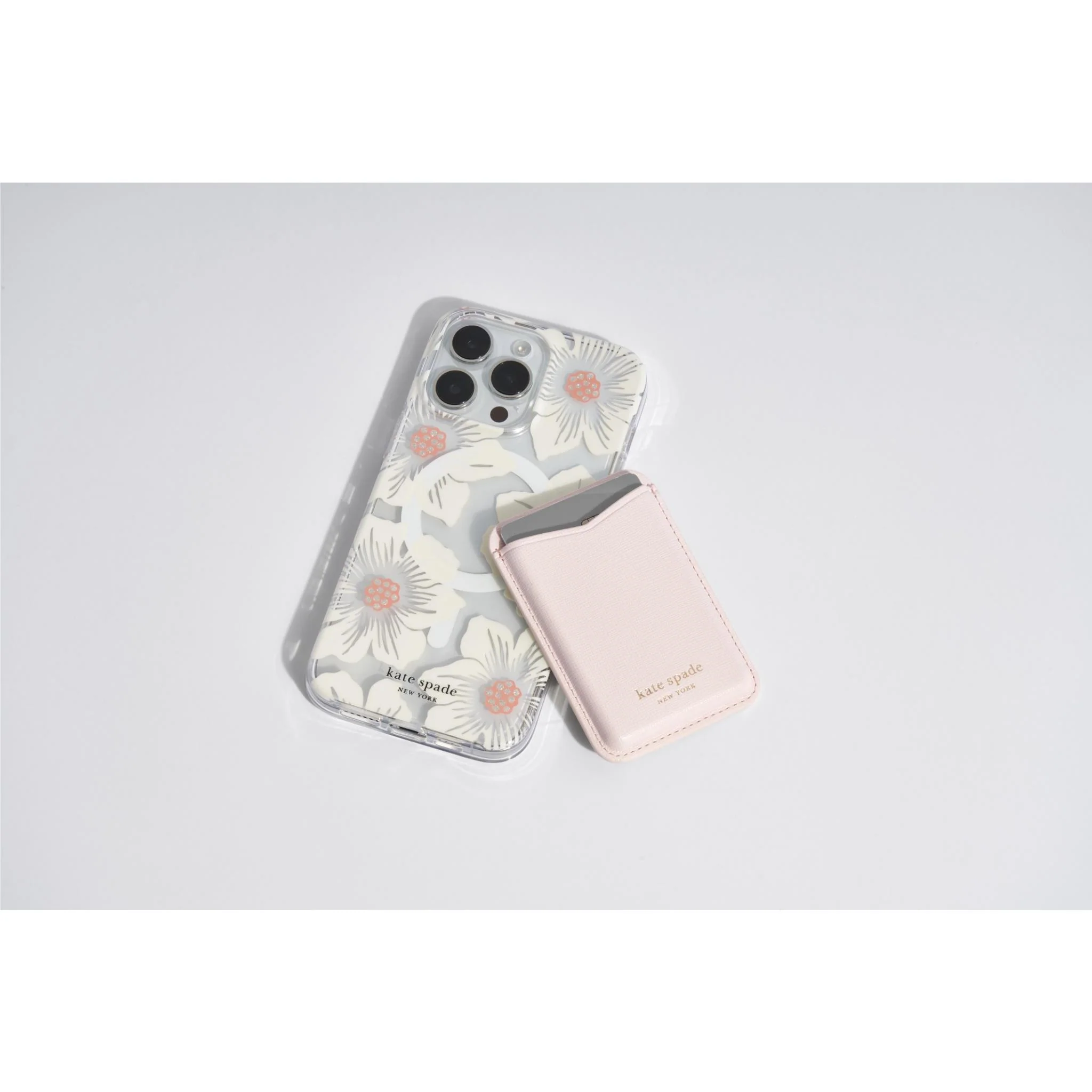 kate spade new york Magnetic Card Holder works with MagSafe (Pale Dogwood) - Image 8