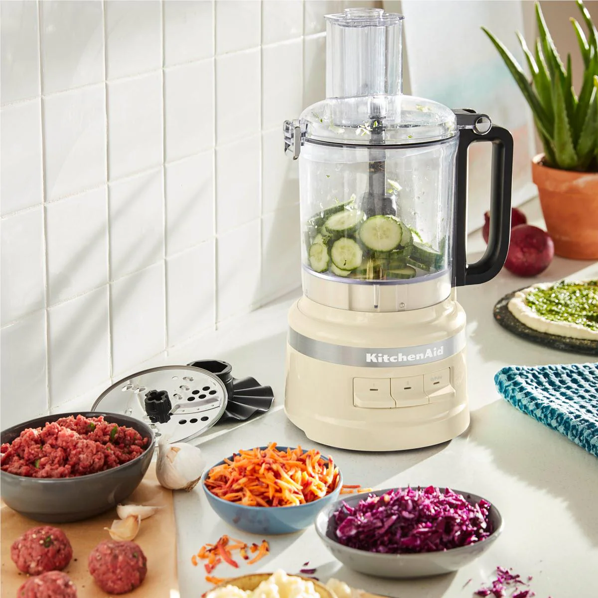 KitchenAid KFP0921 9 Cup Food Processor (Almond Cream) - Image 8