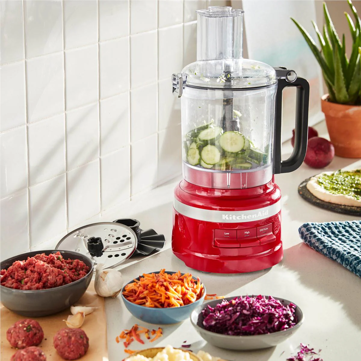 KitchenAid KFP0921 9 Cup Food Processor (Empire Red) - Image 8