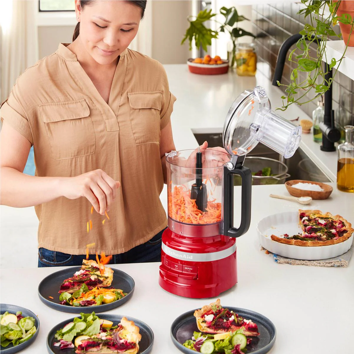 KitchenAid KFP0921 9 Cup Food Processor (Empire Red) - Image 9
