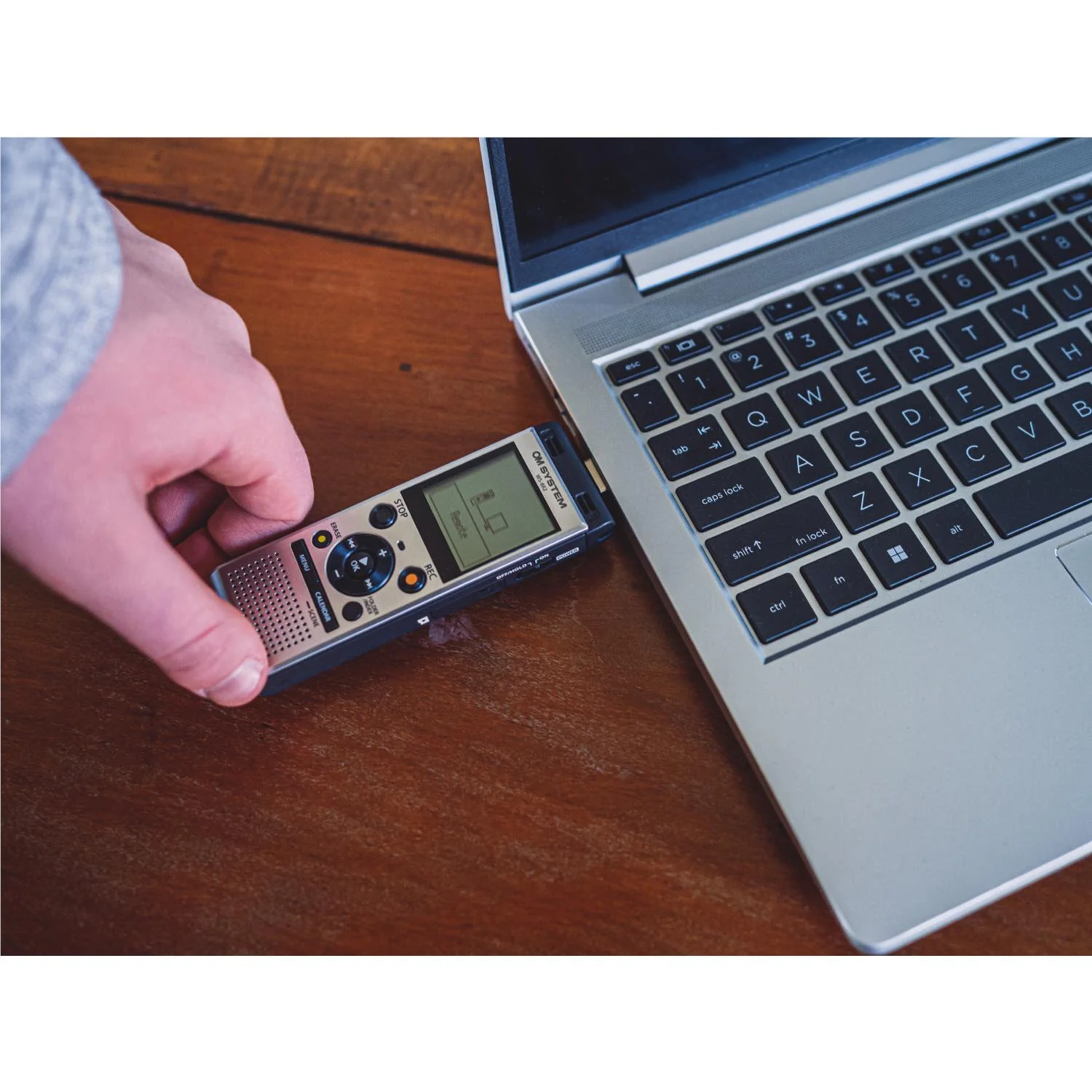 OM System WS-882 Voice Recorder (4GB) - Image 7