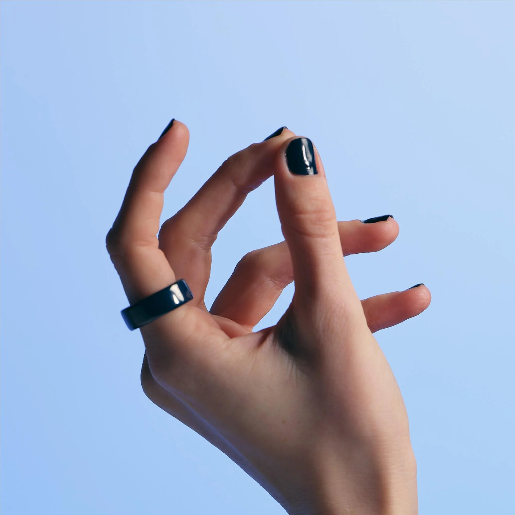 Oura Ring 4 Ceramic [Size 11] (Midnight) - Image 6