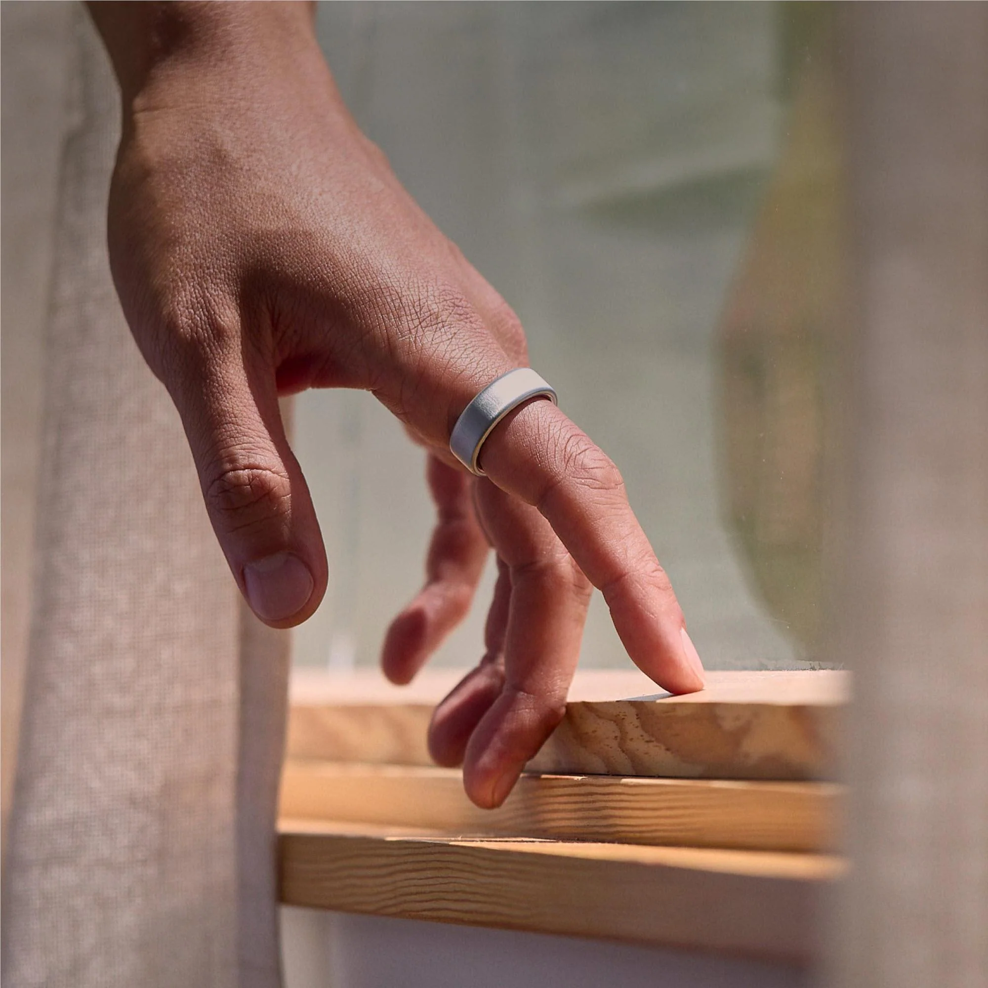 Oura Ring 4 [Size 4] (Brushed Silver) - Image 7