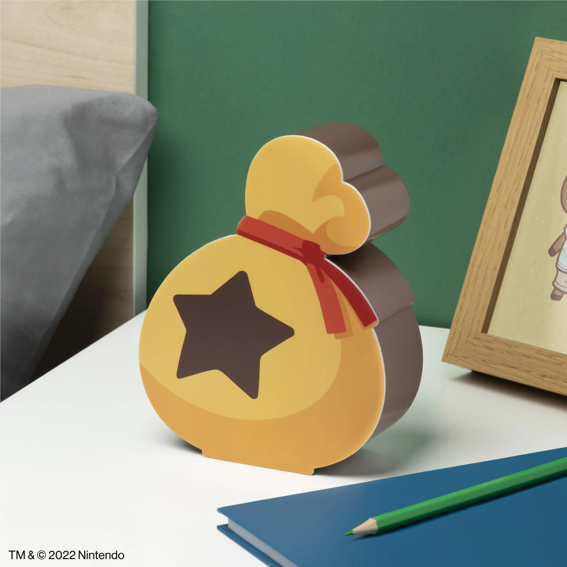 Paladone Animal Crossing Bell Bag Box Light - Image 4