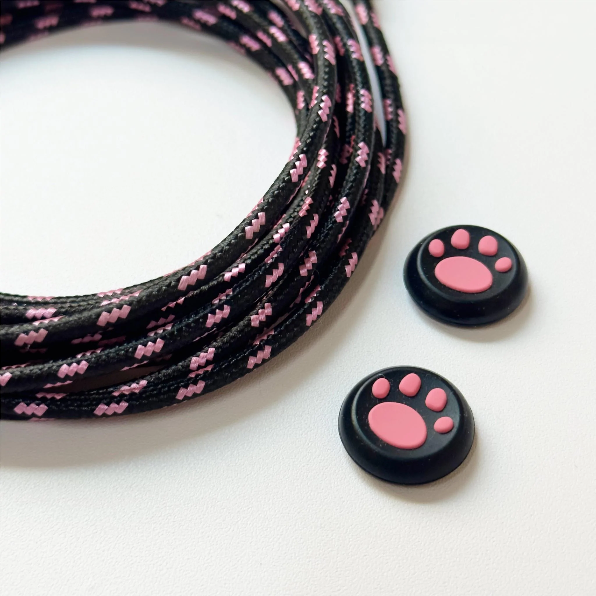 Playmax Pink Taboo PS4 Play and Charge Elite Kit - Image 4
