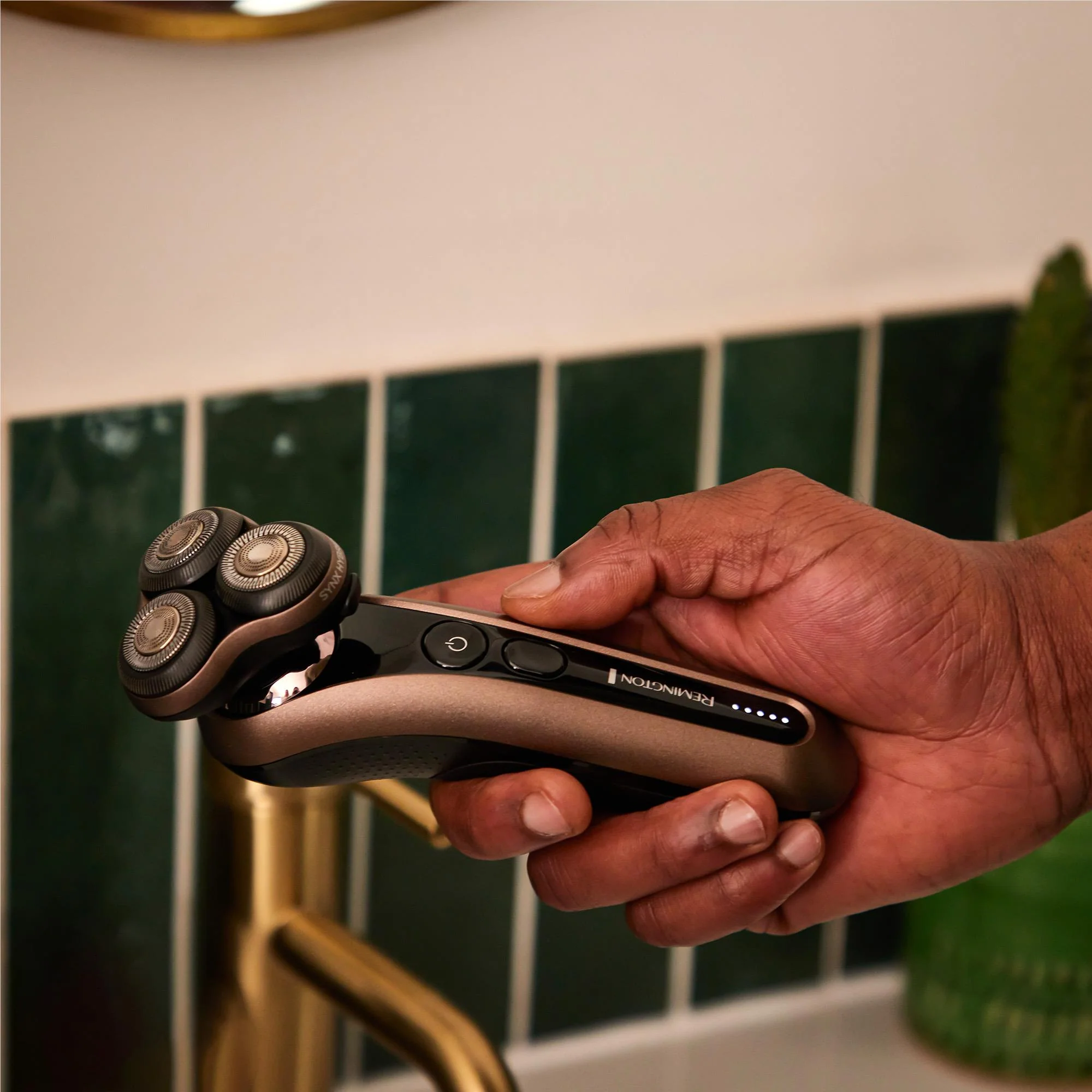 Remington Limitless X9 Rotary Shaver - Image 4