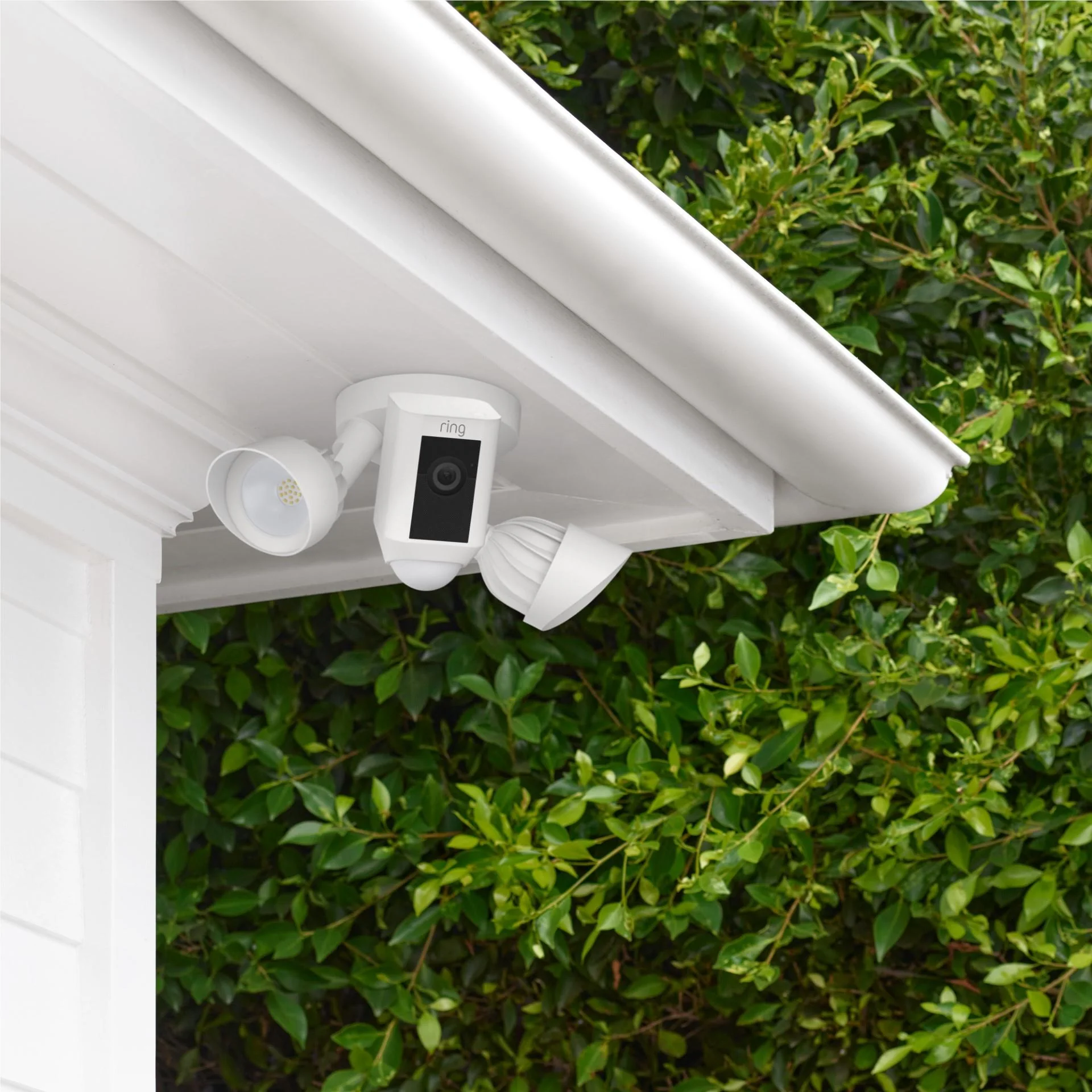 Ring Floodlight Cam Wired Plus (White) - Image 2