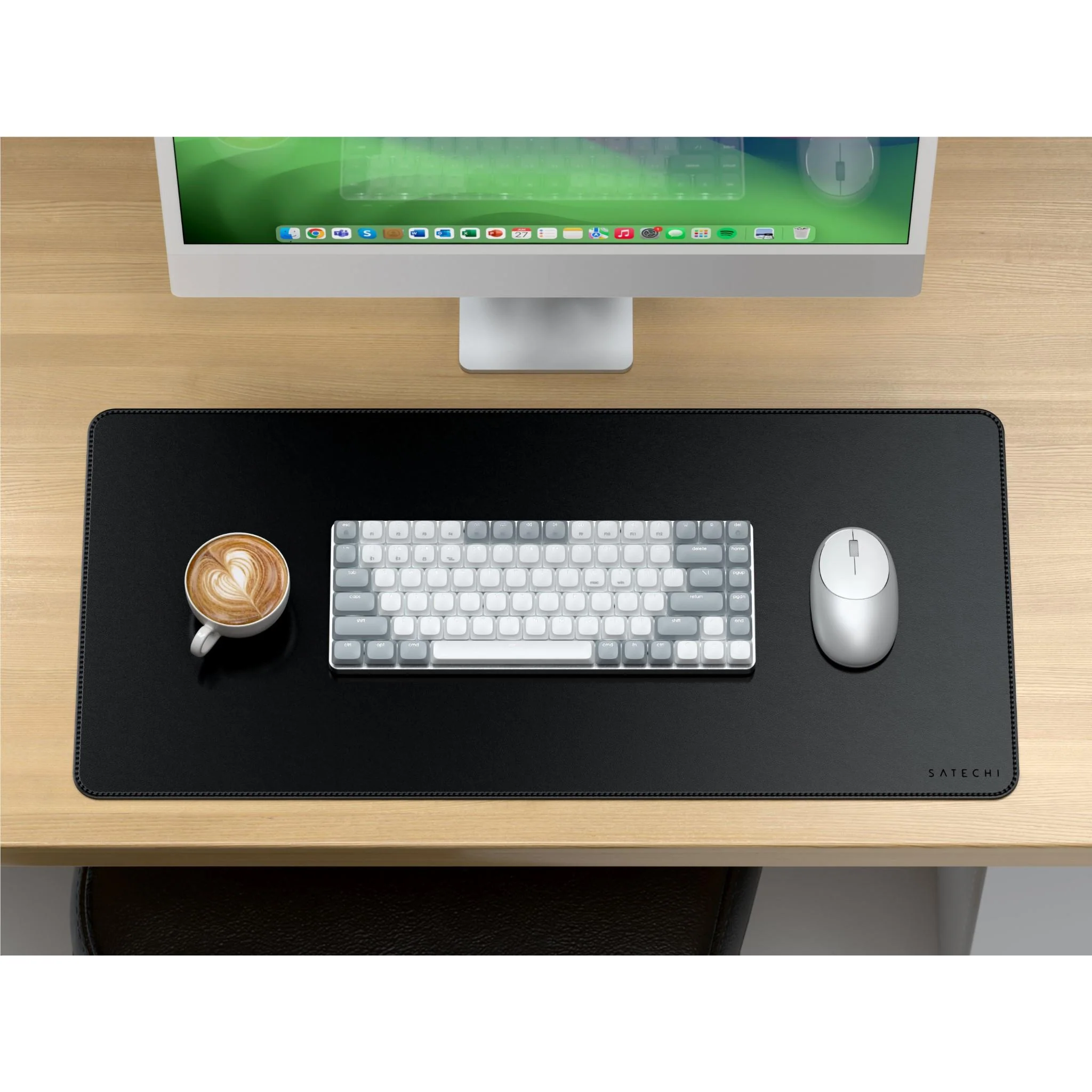 Satechi Vegan Leather Premium Desk Mat (Black) - Image 4