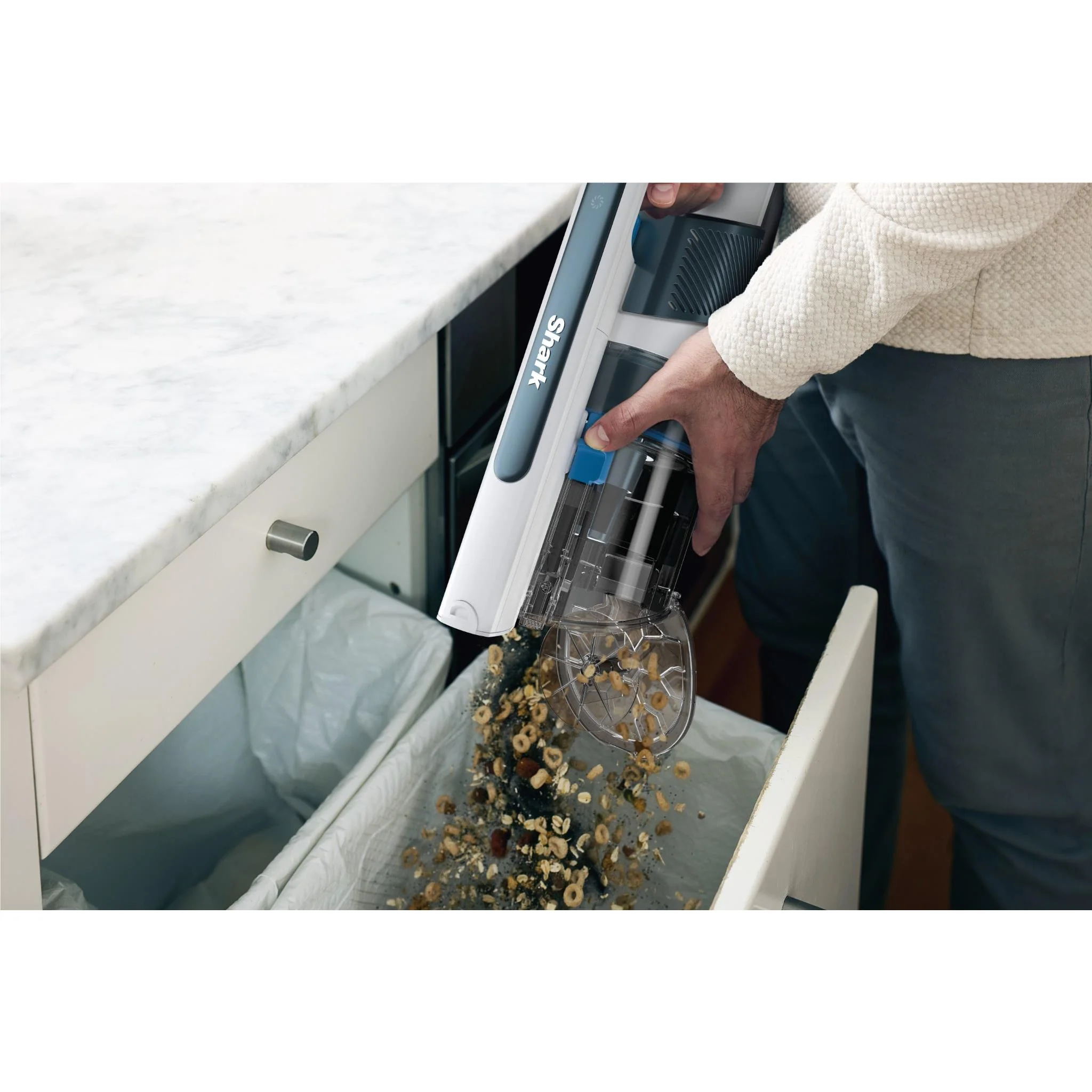 Shark PowerPro Cordless Stick Vacuum - Image 3