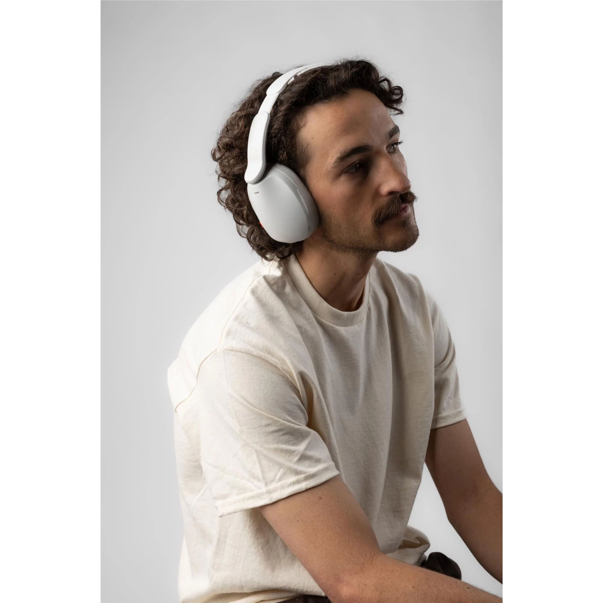 Skullcandy Hesh 360 Wireless Over-ear Headphones (Bone) - Image 7