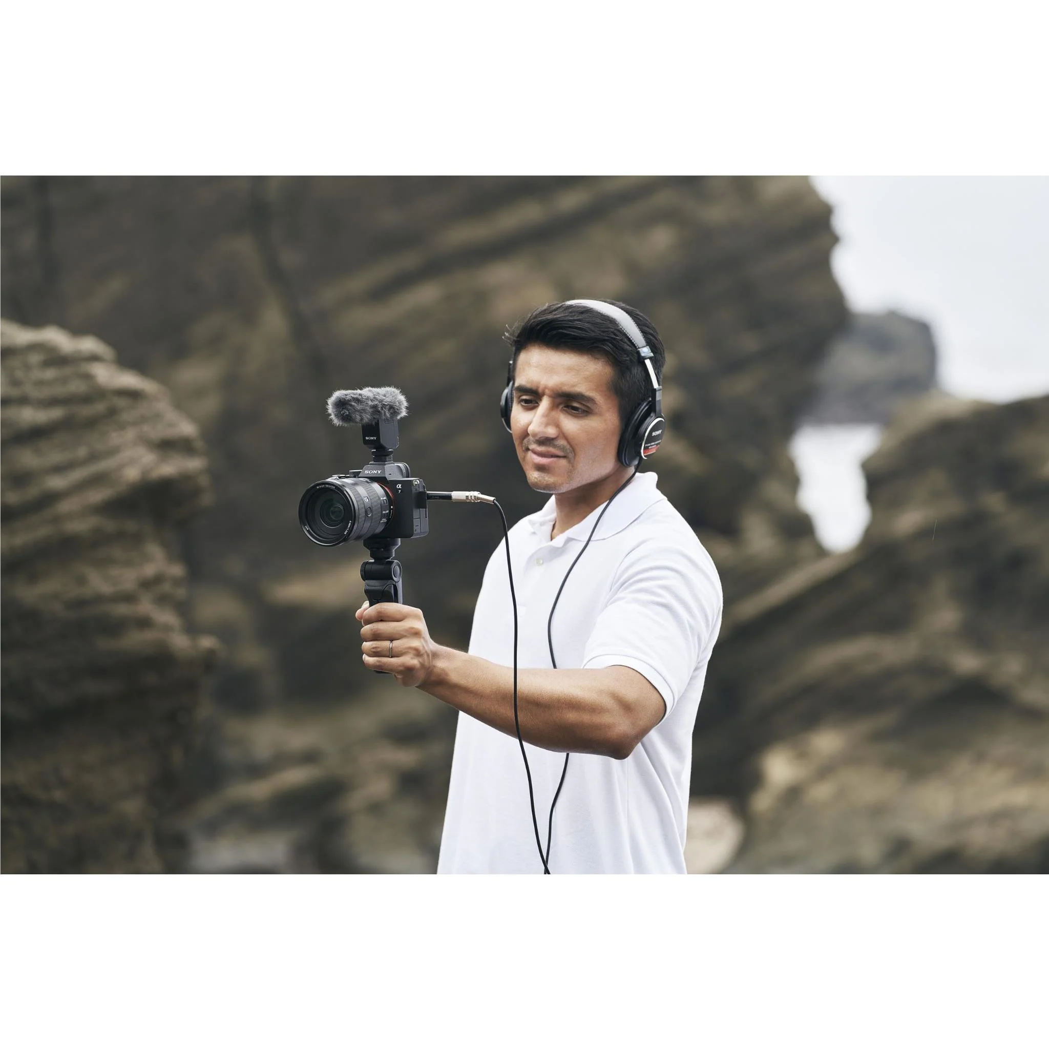Sony Alpha A7 IV Full Frame Mirrorless Camera [4K Video] (Body Only) - Image 10
