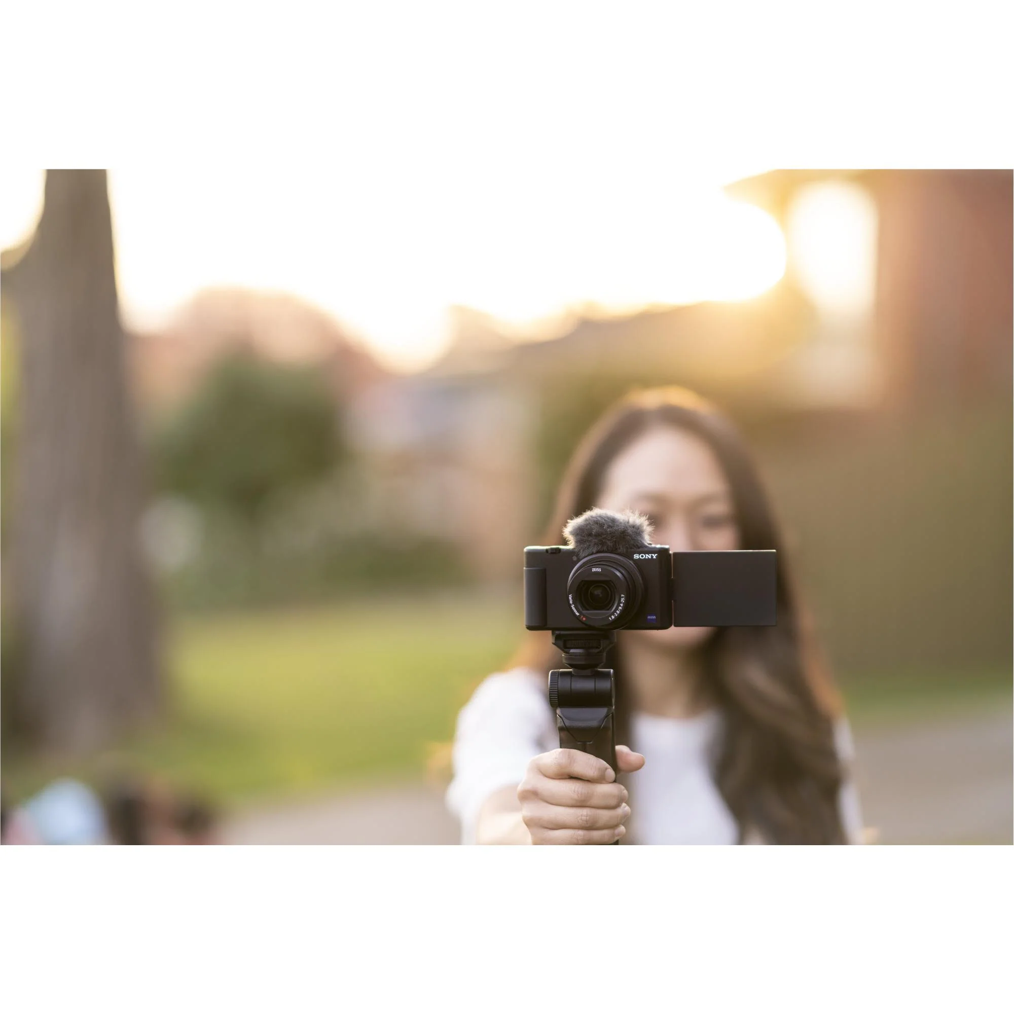 Sony CyberShot ZV-1 4K Vlog Camera - Image 3