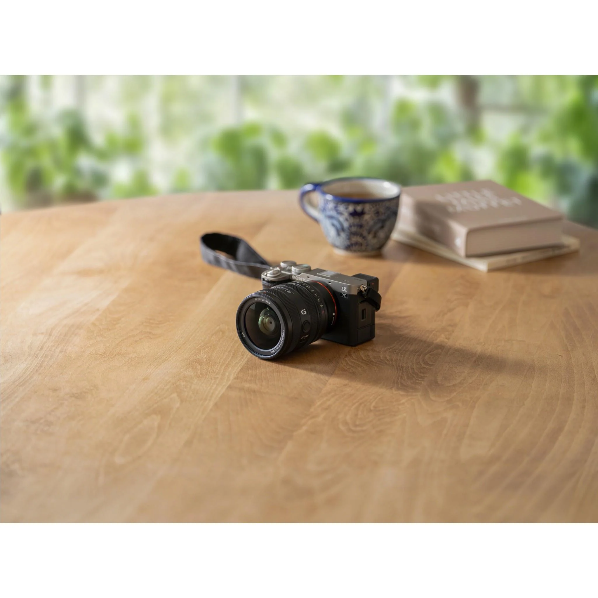 Sony FE 24-50 F2.8 G Lens - Image 6