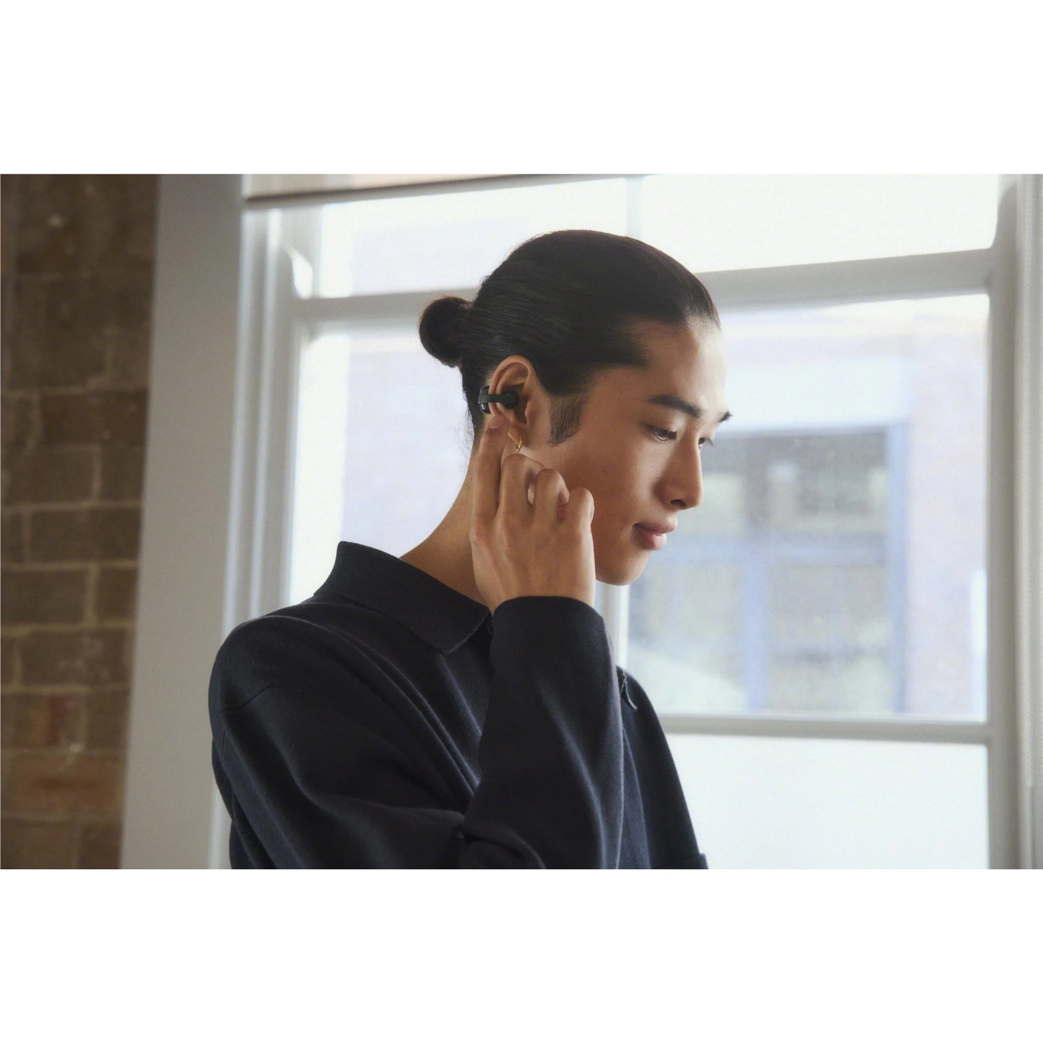 Sony LinkBuds Clip Truly Wireless Earbuds (Black) - Image 10