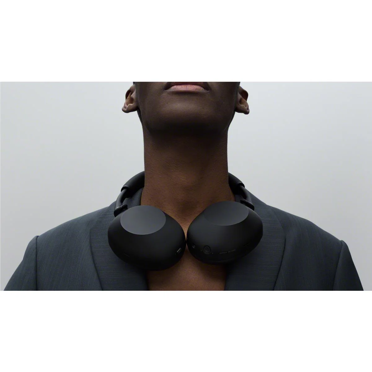 Sony WH-1000XM6 Premium Noise Cancelling Wireless Over-Ear Headphones (Black) - Image 14