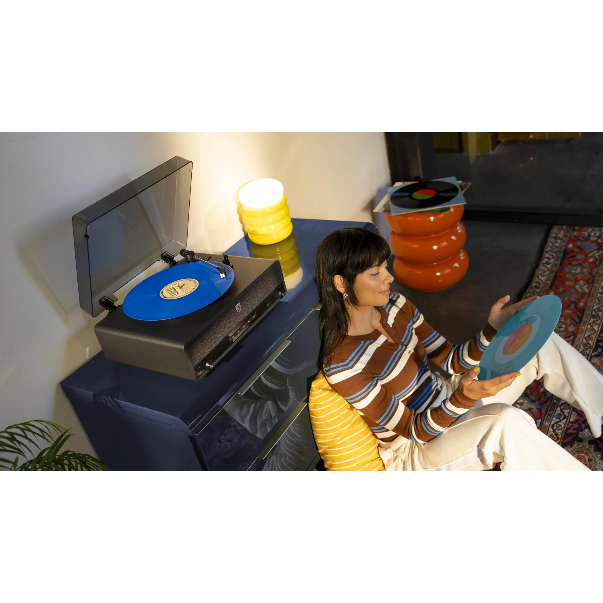 The Stevie - Philips Century Bluetooth Turntable - Image 16
