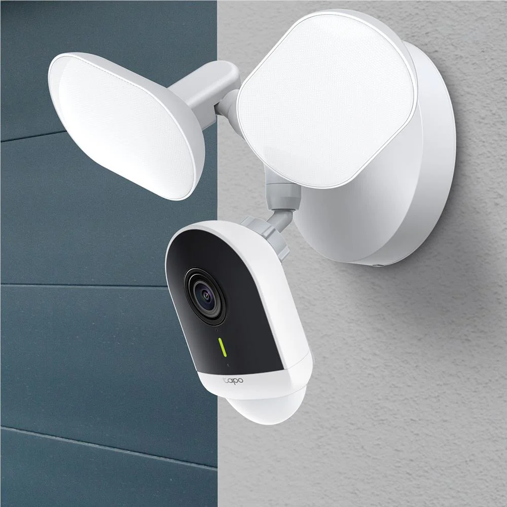 TP-Link Tapo C720 Smart Floodlight Camera 2K (Wired) - Image 5