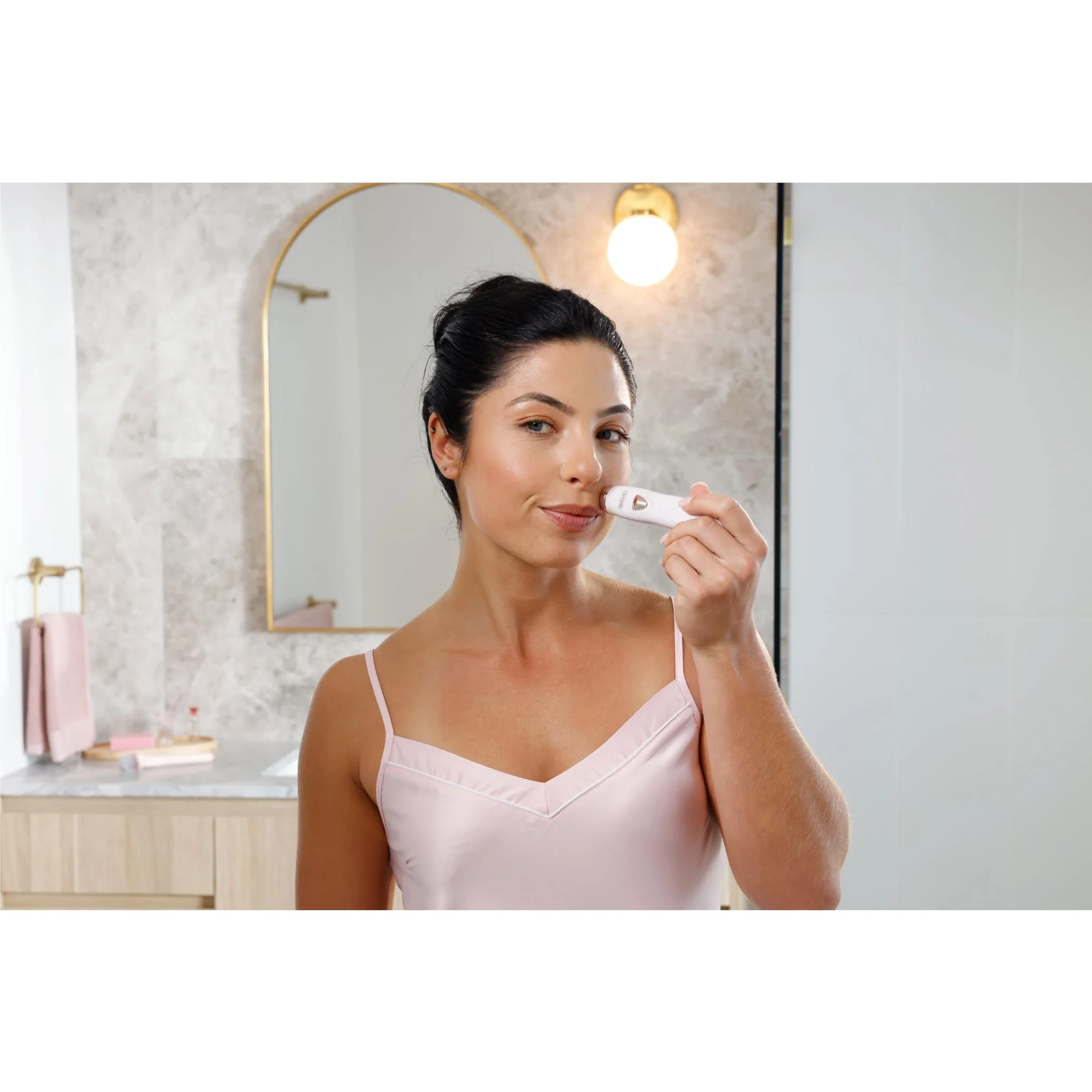 Wahl Facial Hair Remover - Image 10